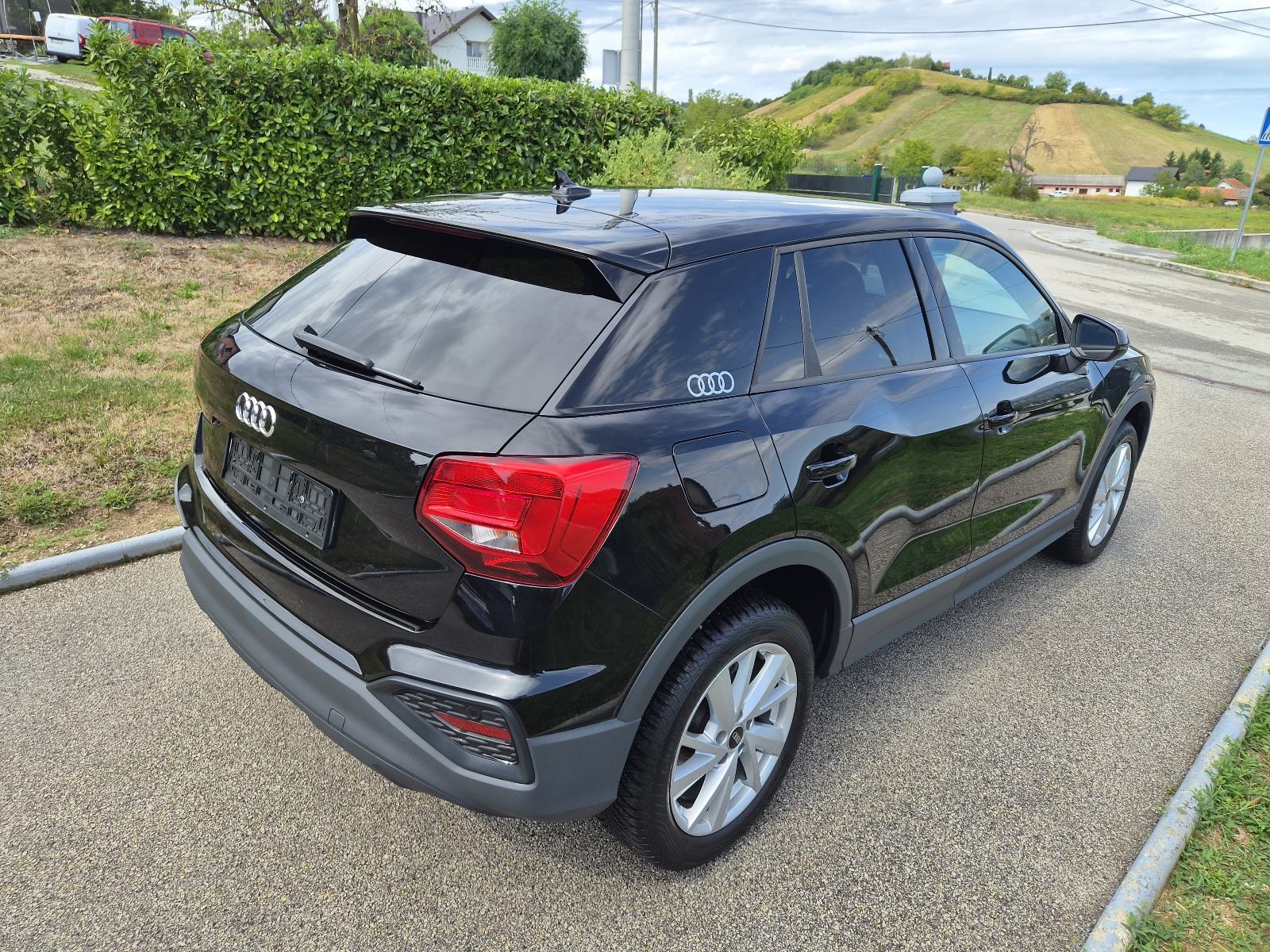 Audi Q2 1.5 TFSI 150ks Automatik (37000km), fotografija 3