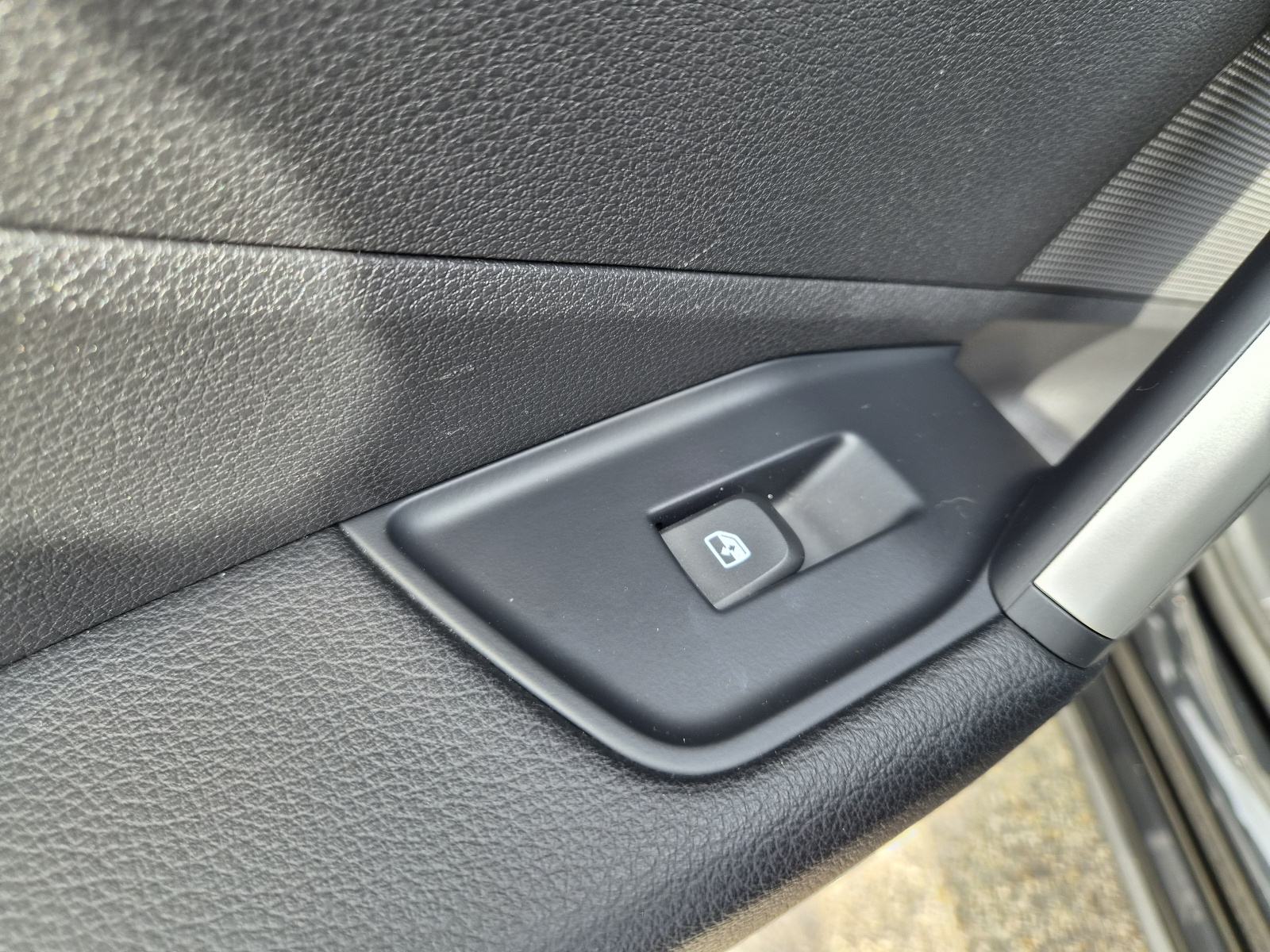 Audi Q2 1.5 TFSI 150ks Automatik (37000km), fotografija 15