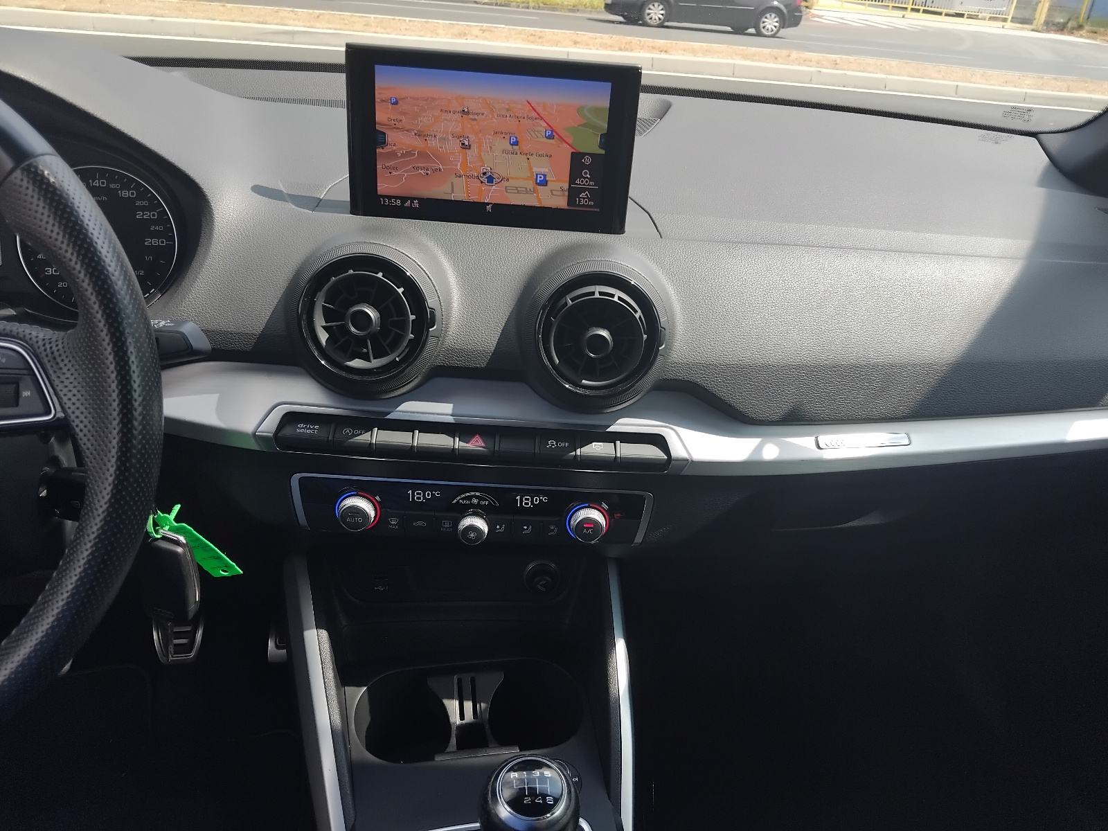 Audi Q2 1,6 TDI,115Ks,Servisna samo 89.000 Tkm,Navigacija,, fotografija 11