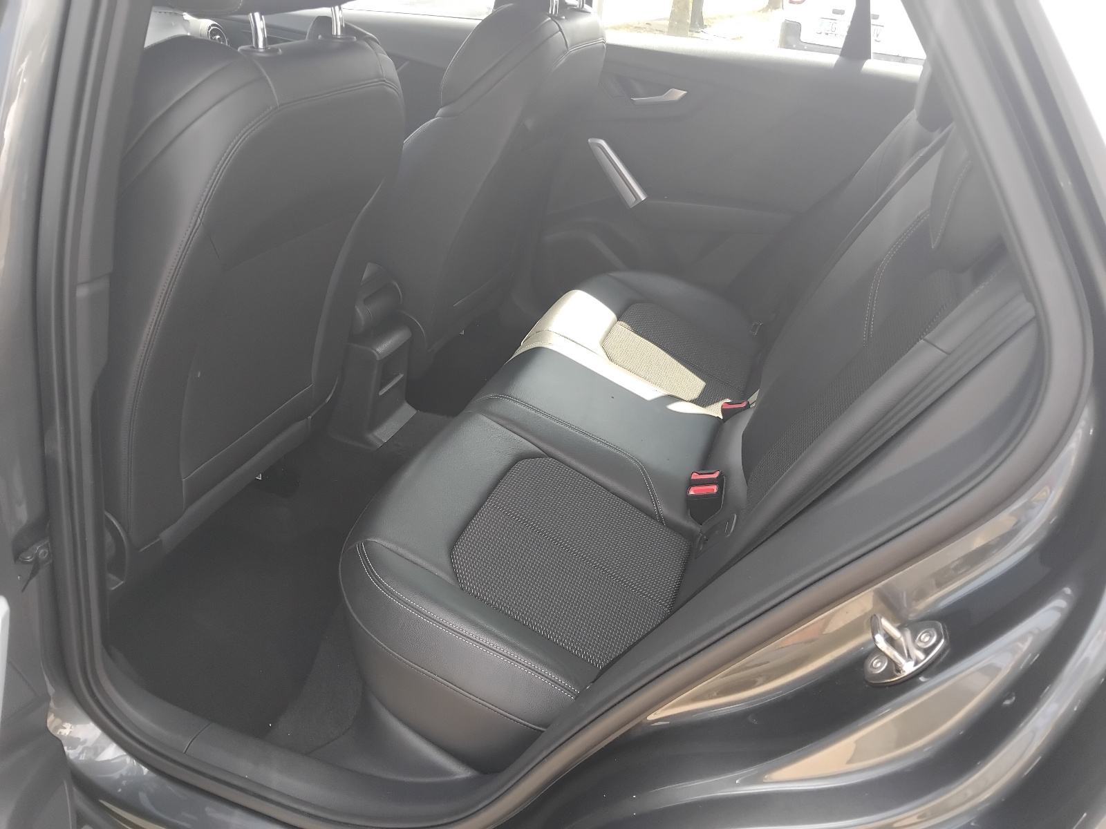 Audi Q2 1,6 TDI,115Ks,Servisna samo 89.000 Tkm,Navigacija,, fotografija 9