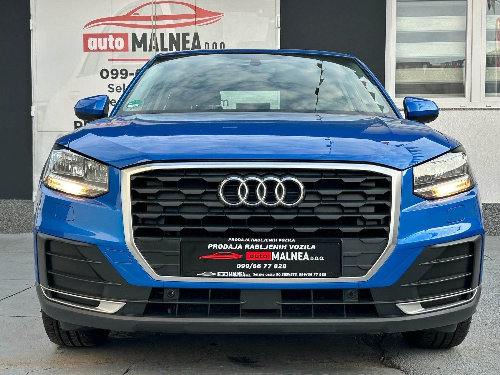Audi Q2 1,6 TDI 2017G.NOVI MODEL PERLA PLAVA BOJA TOP STANJE SERVISNA, fotografija 5