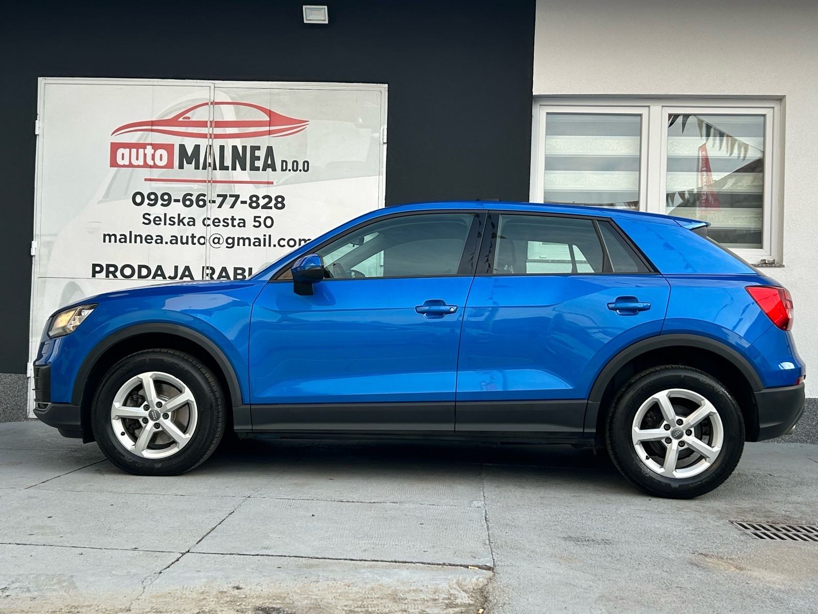 Audi Q2 1,6 TDI 2017G.NOVI MODEL PERLA PLAVA BOJA TOP STANJE SERVISNA, fotografija 9