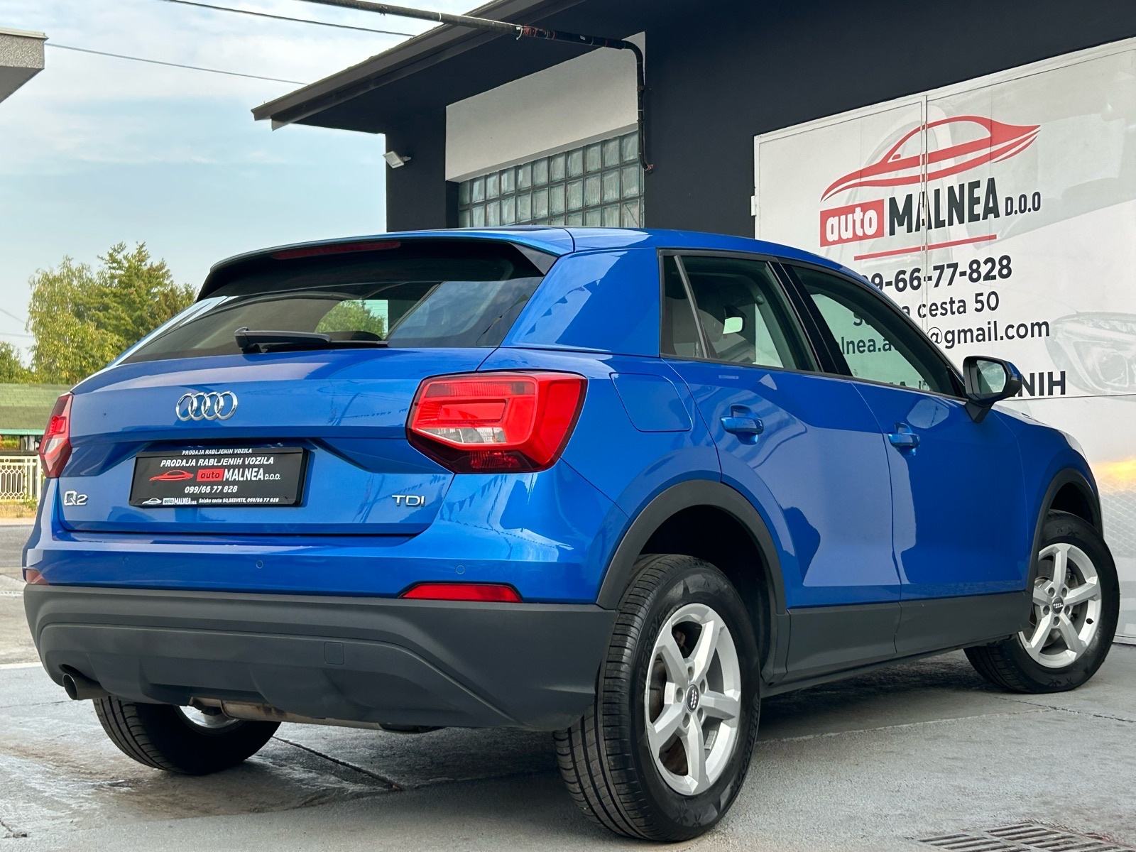 Audi Q2 1,6 TDI 2017G.NOVI MODEL PERLA PLAVA BOJA TOP STANJE SERVISNA, fotografija 11