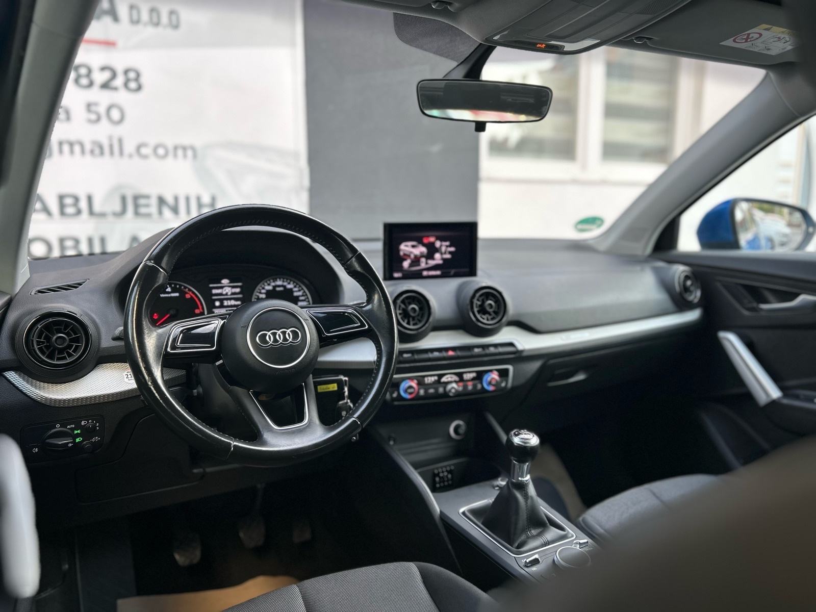 Audi Q2 1,6 TDI 2017G.NOVI MODEL PERLA PLAVA BOJA TOP STANJE SERVISNA, fotografija 20