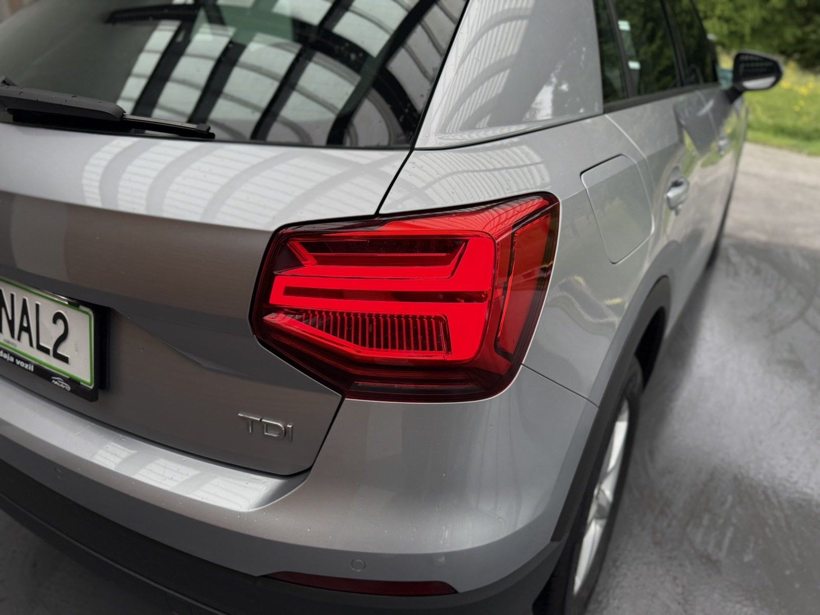 Audi Q2 1,6 TDI Aut. LED-NAVIGACIJA-ACC-NAPRAVLJEN VELIK SERVIS, fotografija 7