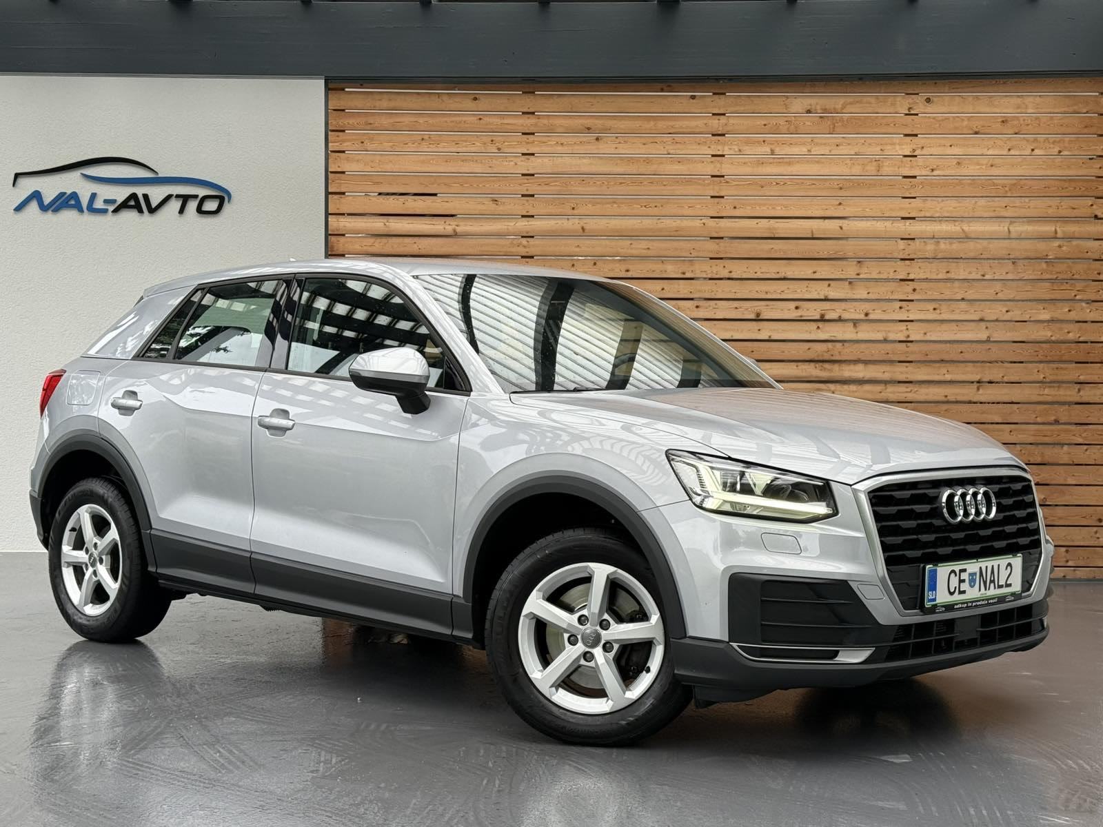 Audi Q2 1,6 TDI Aut. LED-NAVIGACIJA-ACC-NAPRAVLJEN VELIK SERVIS, fotografija 3