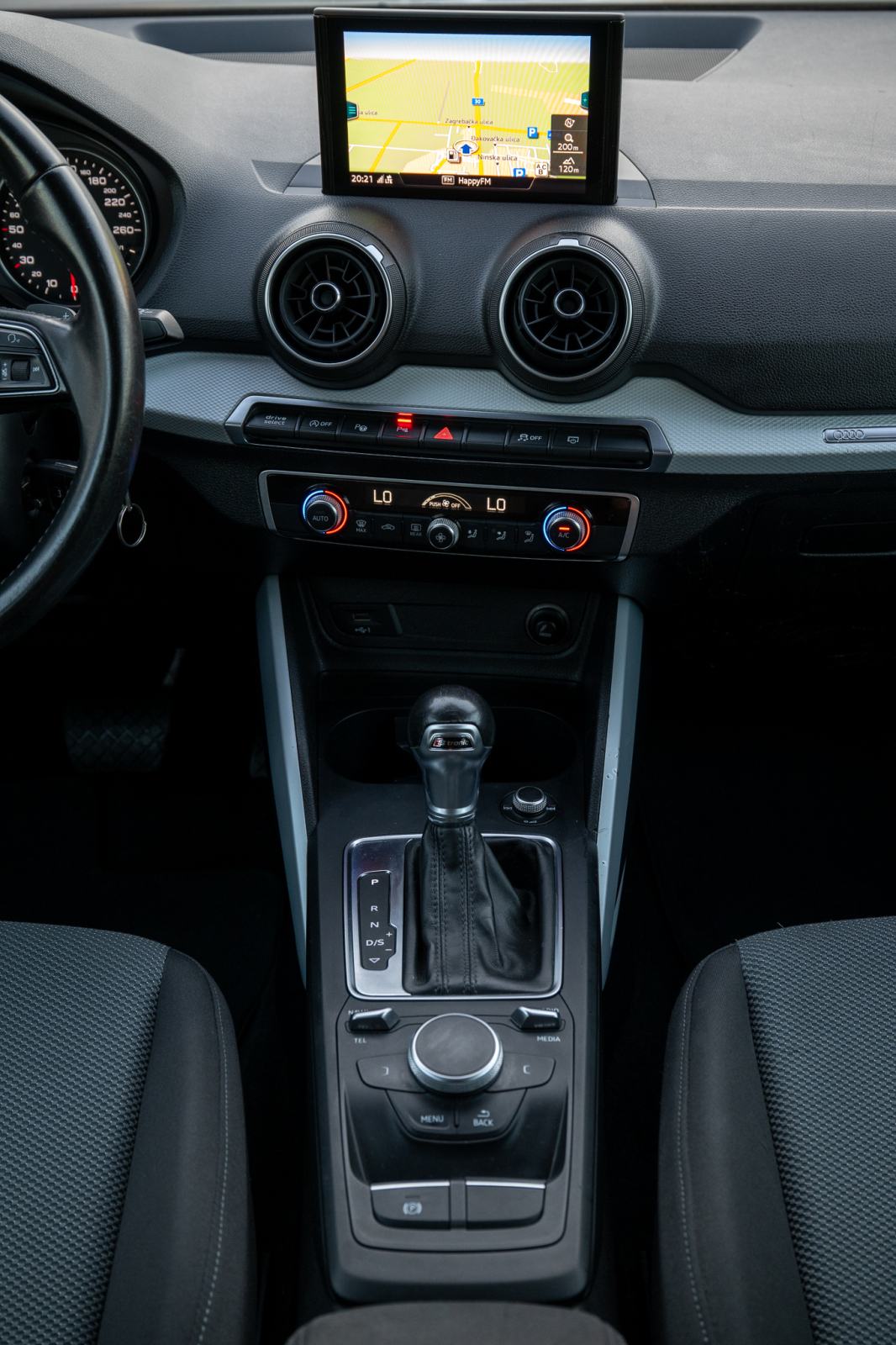 AUDI Q2 1.6 TDI automatic 2018g. Mog. zamjena za jeftinije i skuplje., fotografija 14