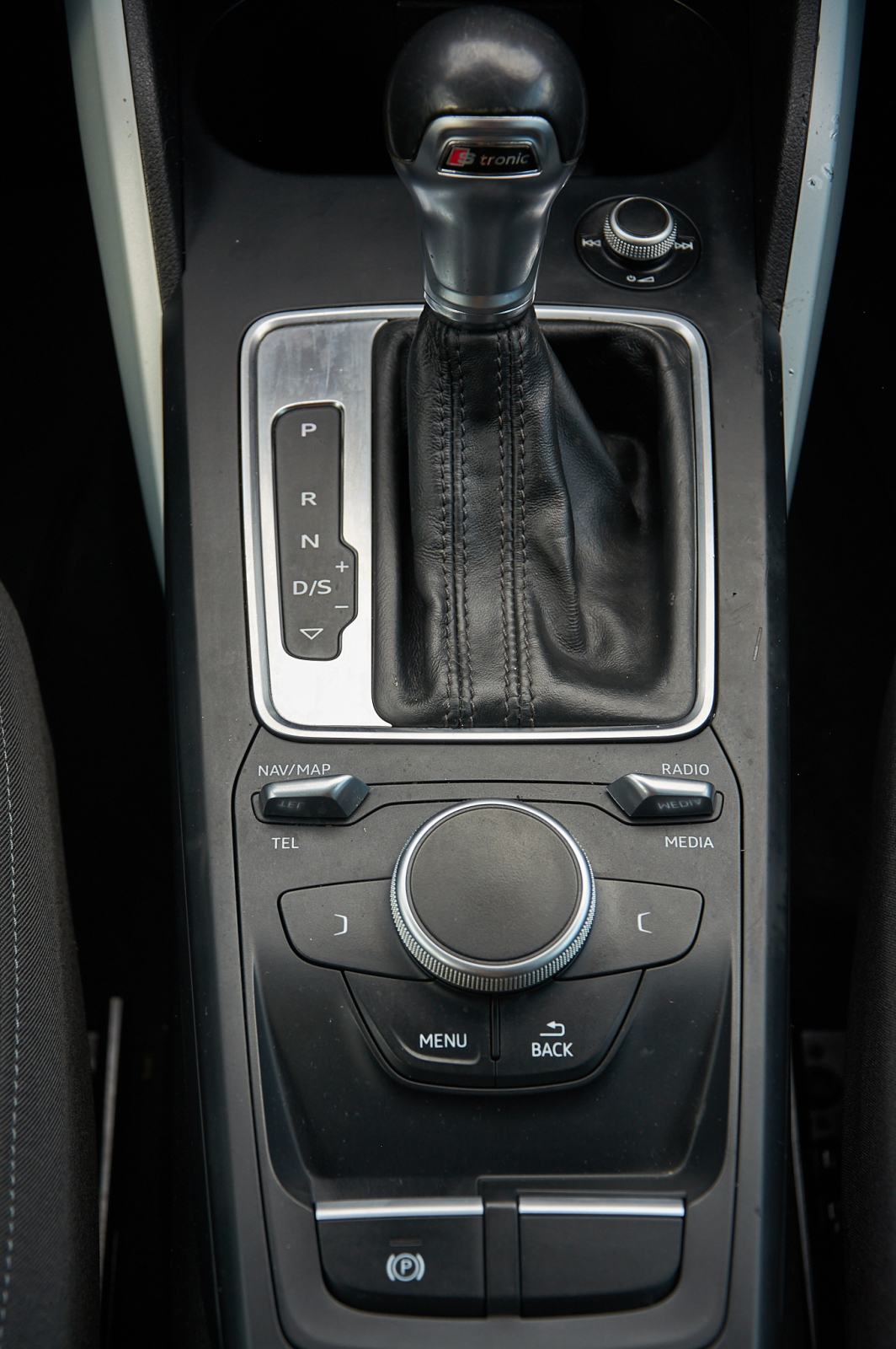 AUDI Q2 1.6 TDI automatic 2018g. Mog. zamjena za jeftinije i skuplje., fotografija 15