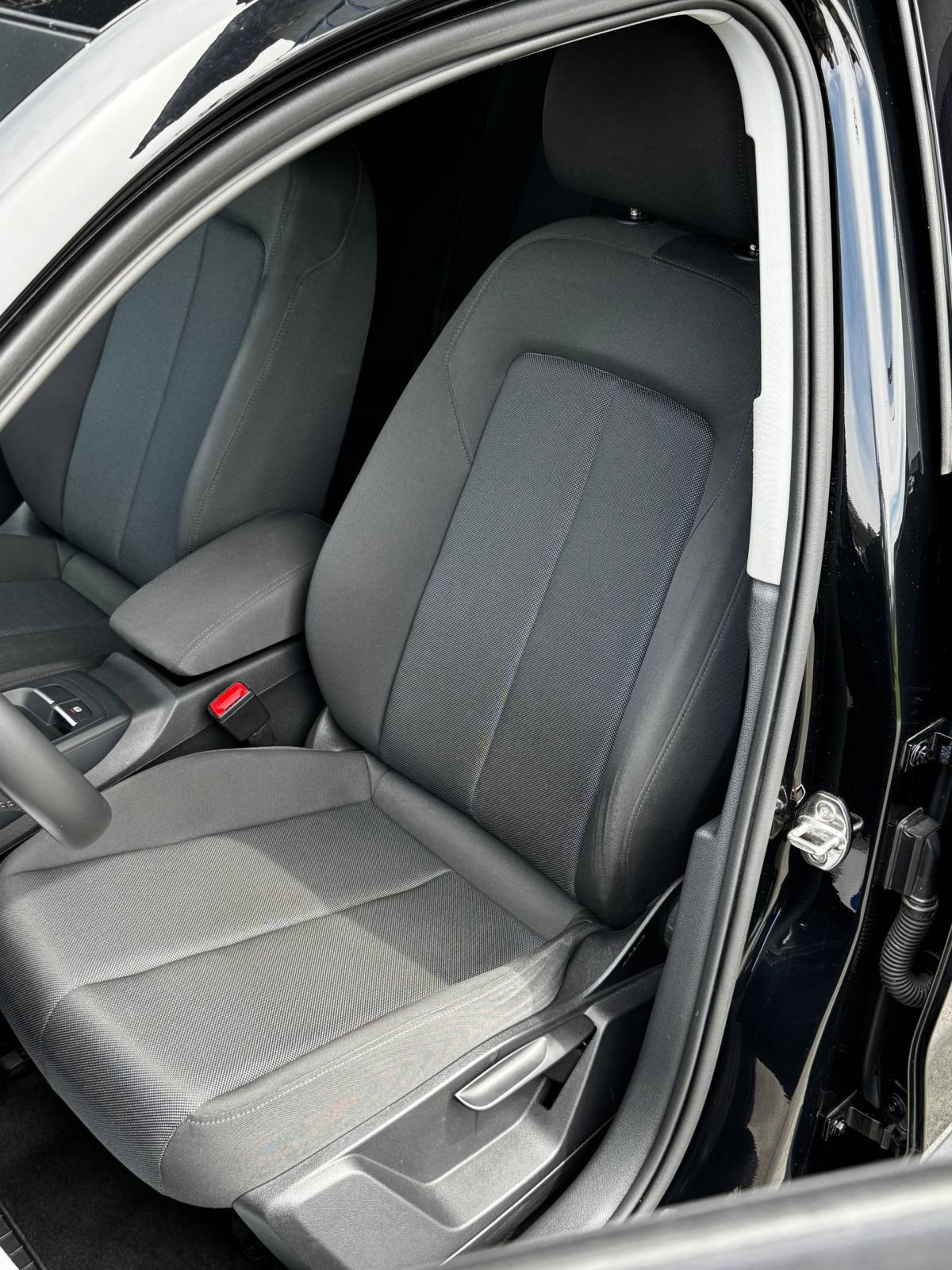 Audi Q2 1,6 TDI *JAMSTVO*GRIJANJE SJEDALA*NAVI*, fotografija 9