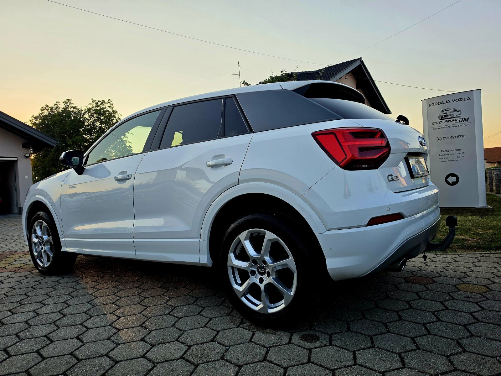 Audi Q2 1,6 TDI,ODLIČAN,,SERVISNA,,130628KM, fotografija 5
