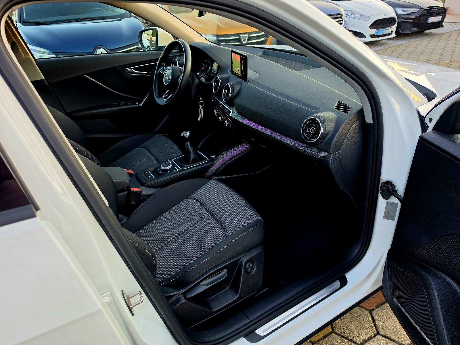 Audi Q2 1,6 TDI,ODLIČAN,,SERVISNA,,130628KM, fotografija 15