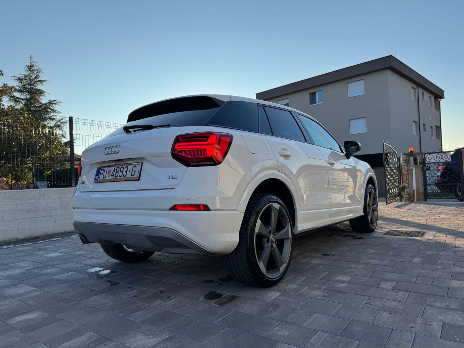 Audi Q2 1,6 TDI S TRONIC SPORT, fotografija 3