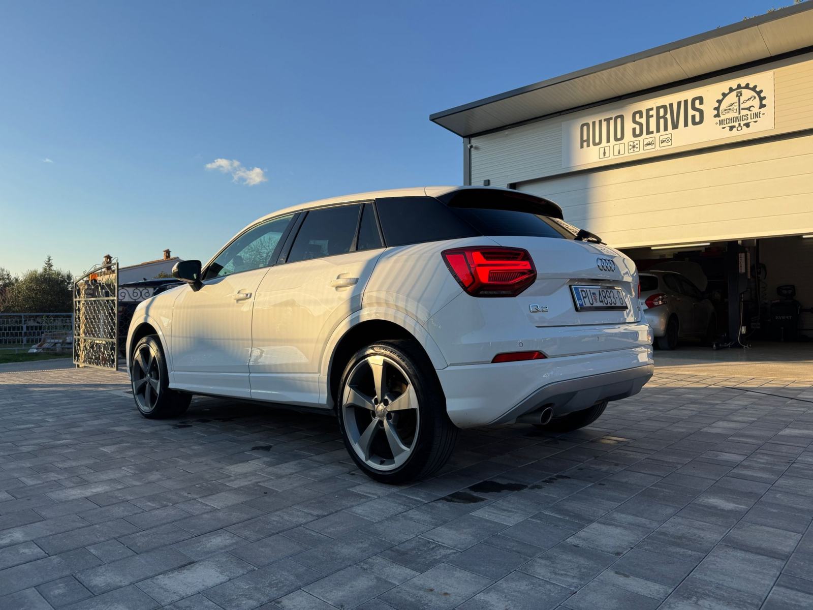 Audi Q2 1,6 TDI S TRONIC SPORT, fotografija 4
