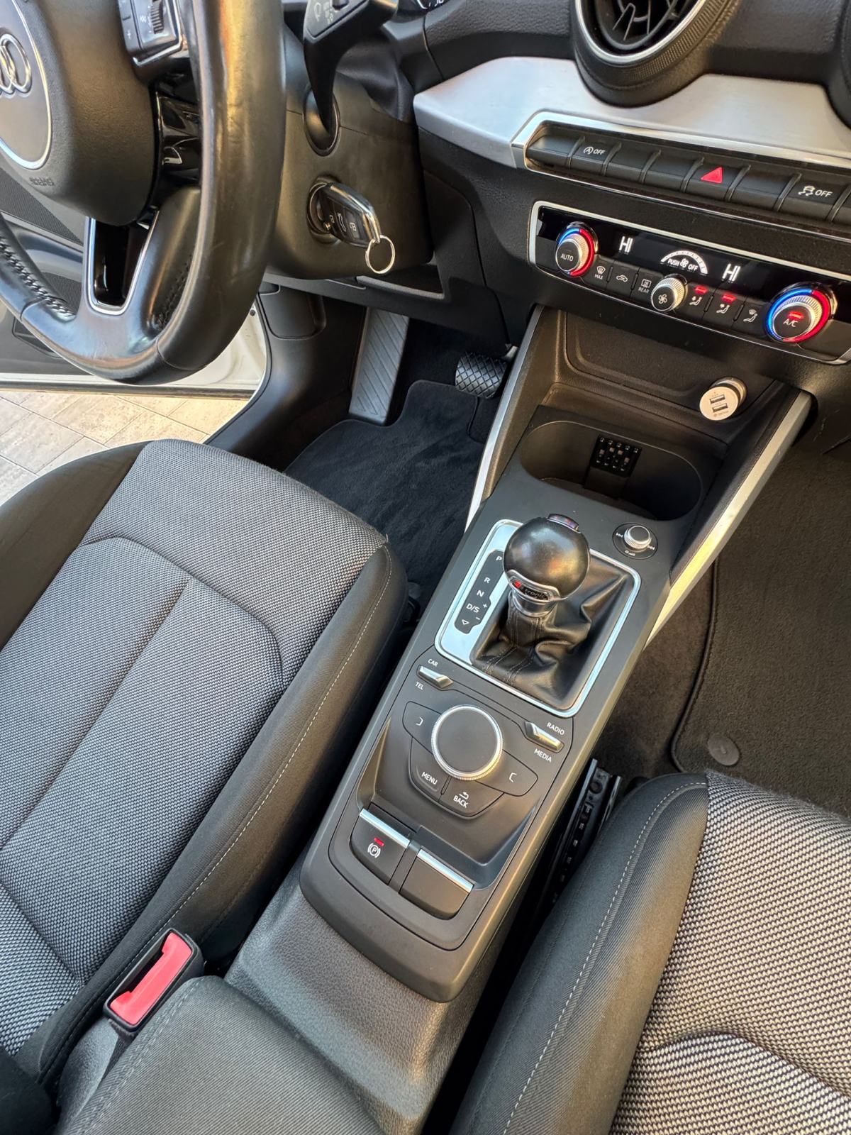 Audi Q2 1,6 TDI S TRONIC SPORT, fotografija 17