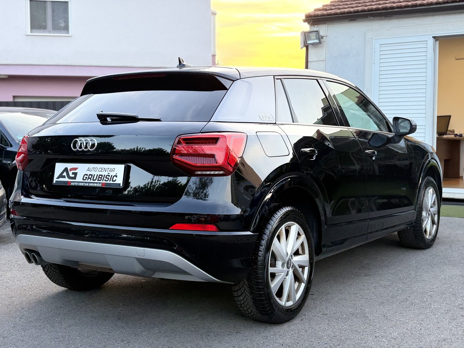 Audi Q2 2,0 TDI 150KS Sport *Top oprema* *Nove gume* *Jamstvo*, fotografija 14