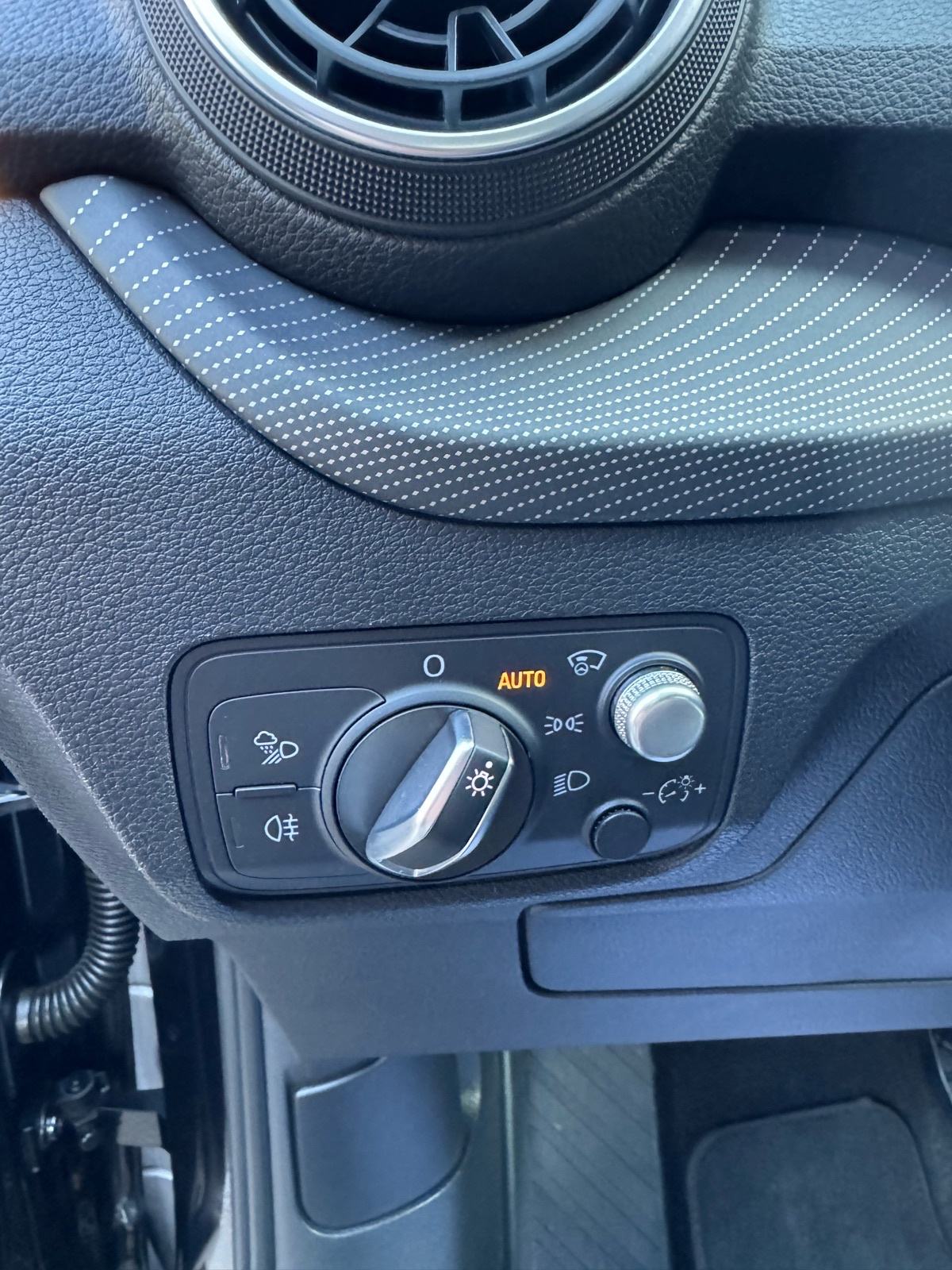 ⭐️AUDI Q2 2.0TDI S TRONIC QUATTRO,2x S LINE,PANORAMA,LED⭐️GARANCIJA⭐️, fotografija 17