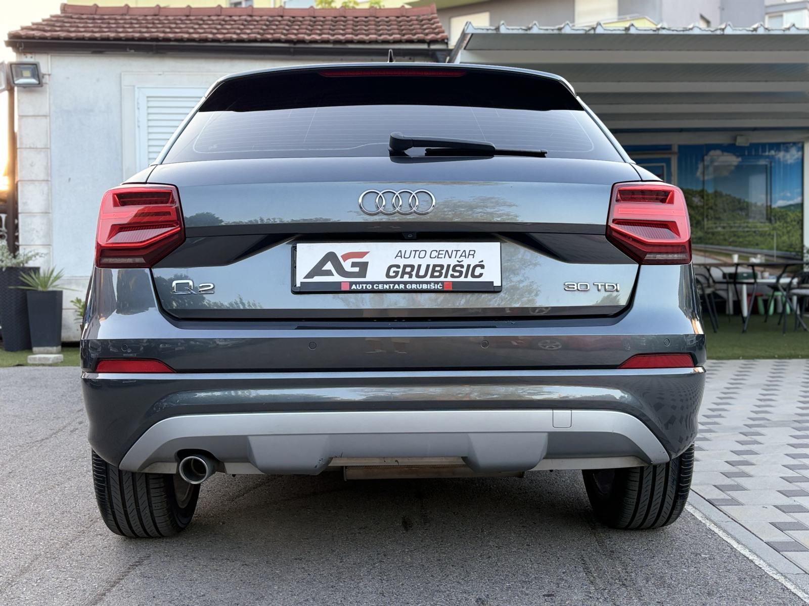 Audi Q2 30 TDI *S LINE* *Veliki servis* *Nove gume* *Jamstvo*, fotografija 17