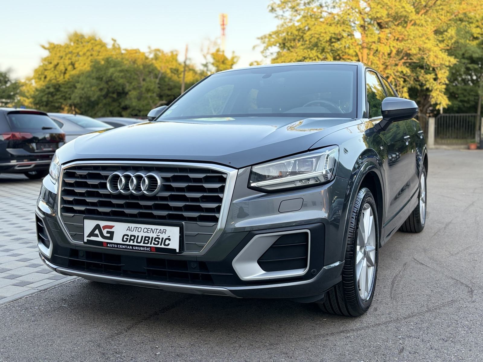 Audi Q2 30 TDI *S LINE* *Veliki servis* *Nove gume* *Jamstvo*, fotografija 3