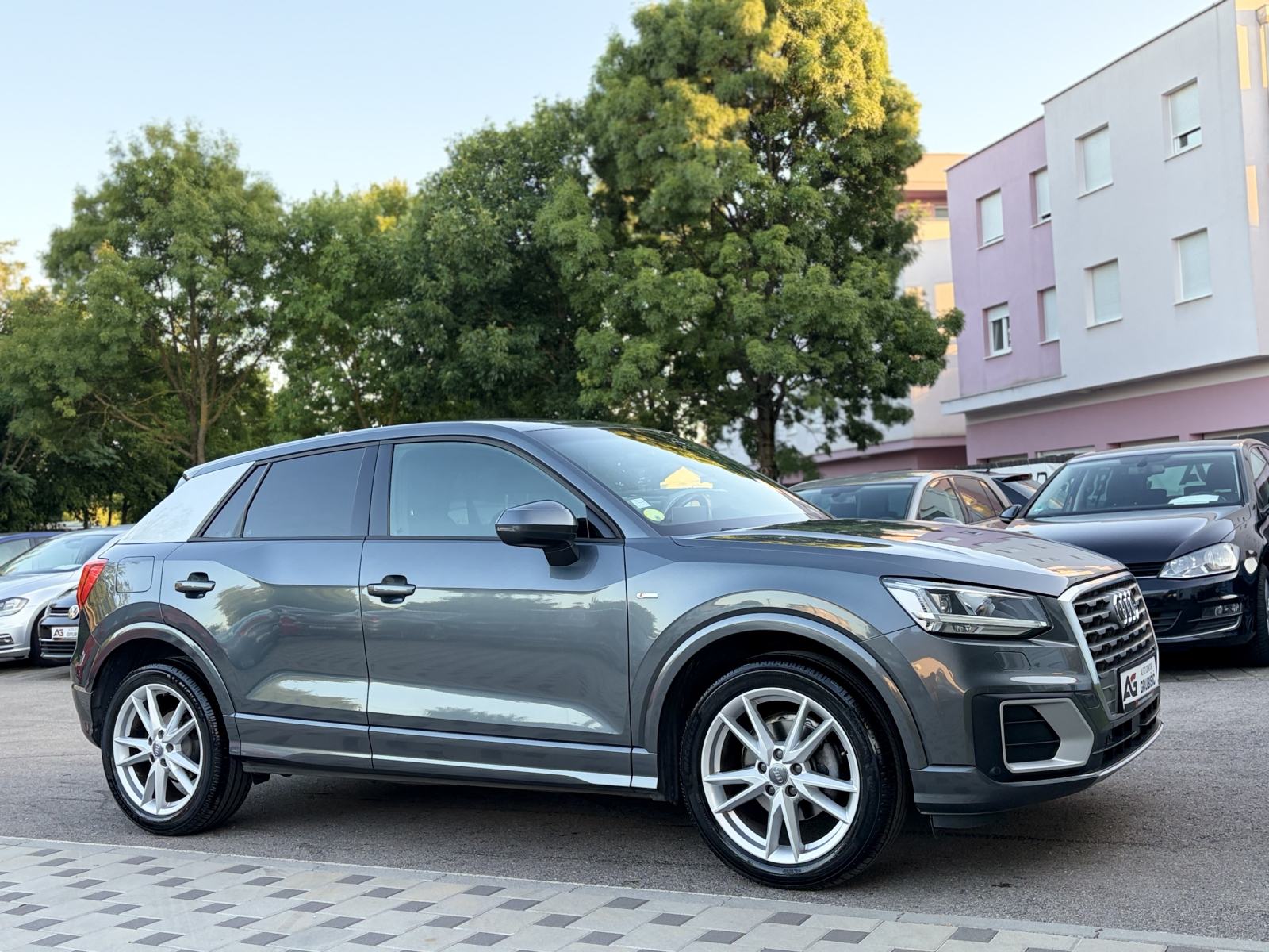Audi Q2 30 TDI *S LINE* *Veliki servis* *Nove gume* *Jamstvo*, fotografija 10