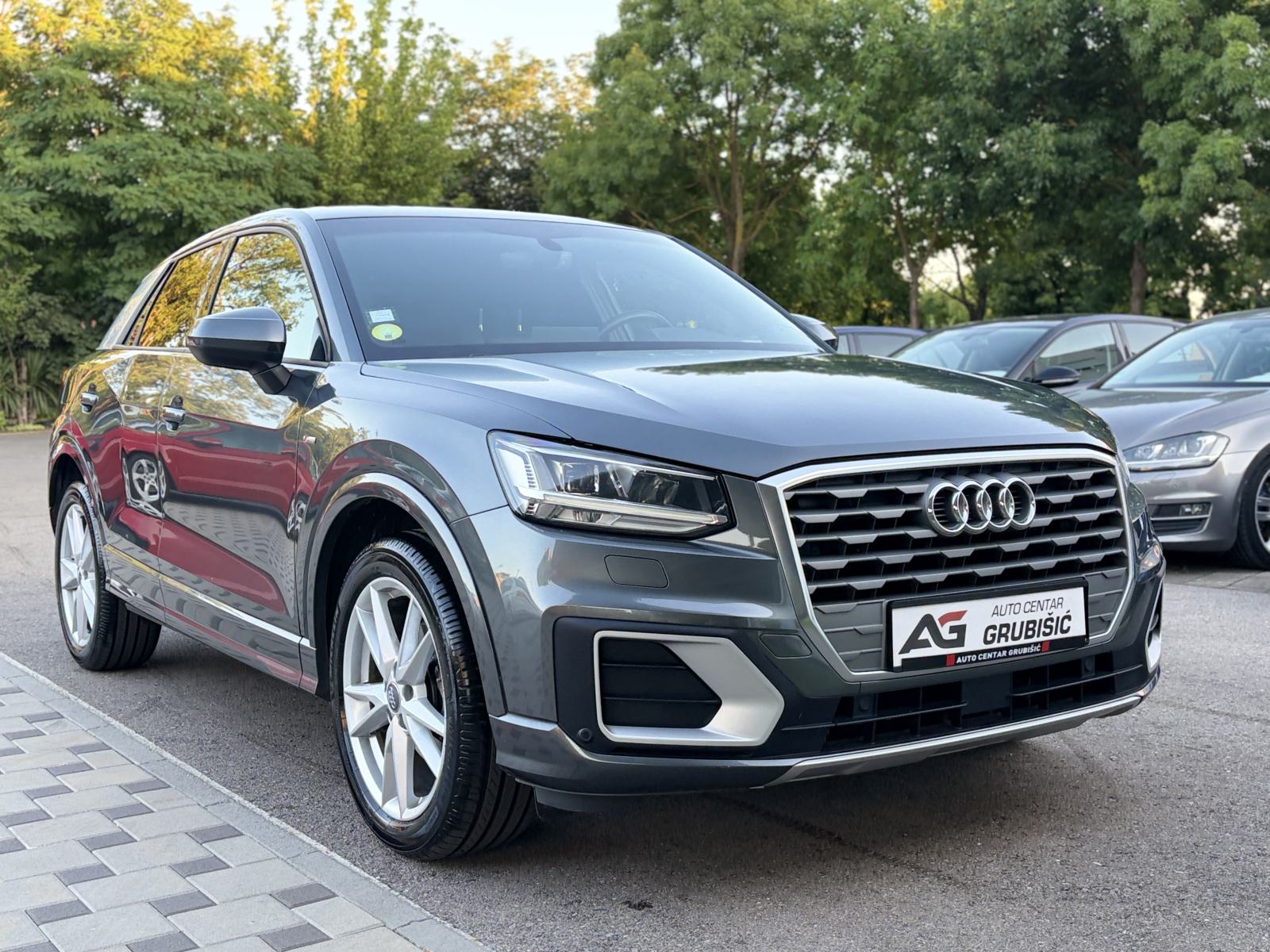 Audi Q2 30 TDI *S LINE* *Veliki servis* *Nove gume* *Jamstvo*, fotografija 5