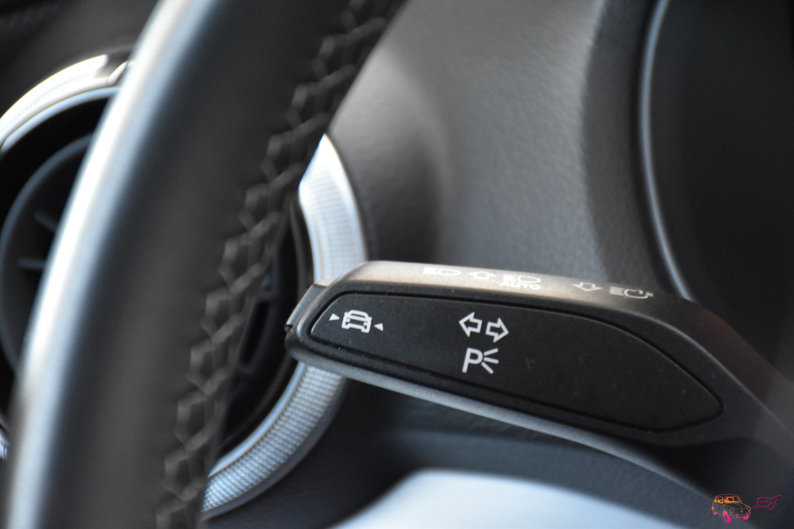 Audi Q2 35 TDI 3xS-LINE VIRTUAL MATRIX KAMERA ASSIST ALU-18, fotografija 15