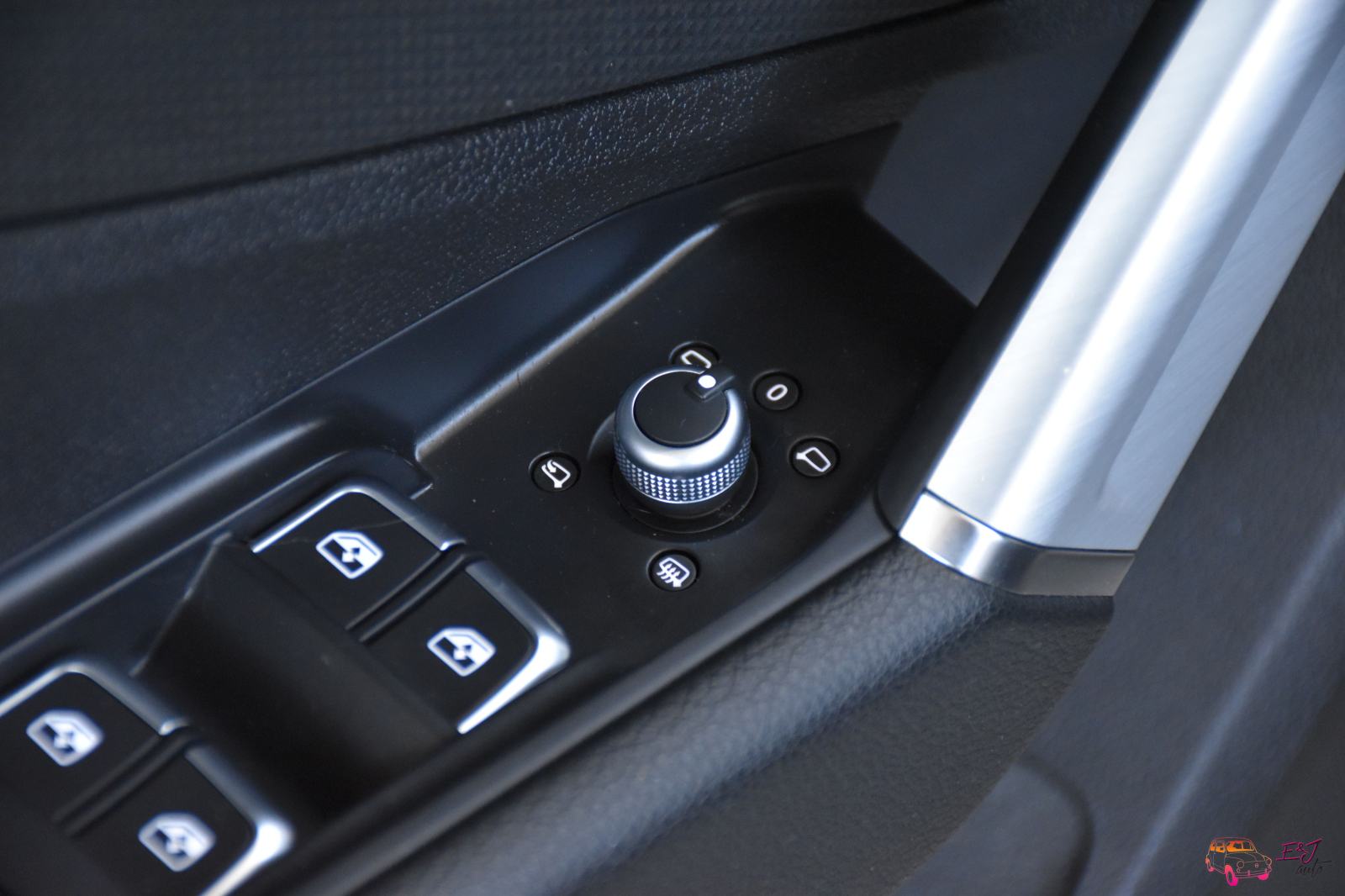 Audi Q2 35 TDI 3xS-LINE VIRTUAL MATRIX KAMERA ASSIST ALU-18, fotografija 20