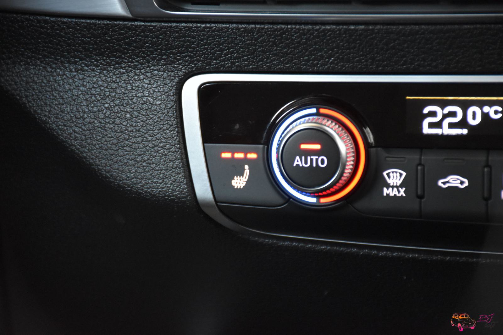 Audi Q2 35 TDI 3xS-LINE VIRTUAL MATRIX KAMERA ASSIST ALU-18, fotografija 13