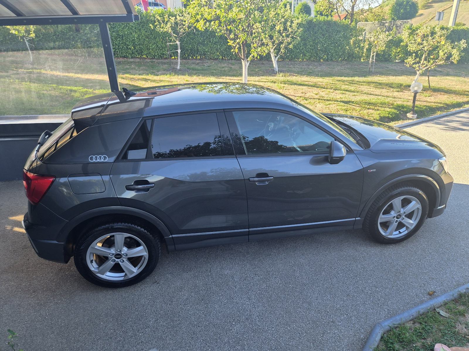 Audi Q2 35 TFSI Automatik S-line(49200km)Garancija 1 god., fotografija 14