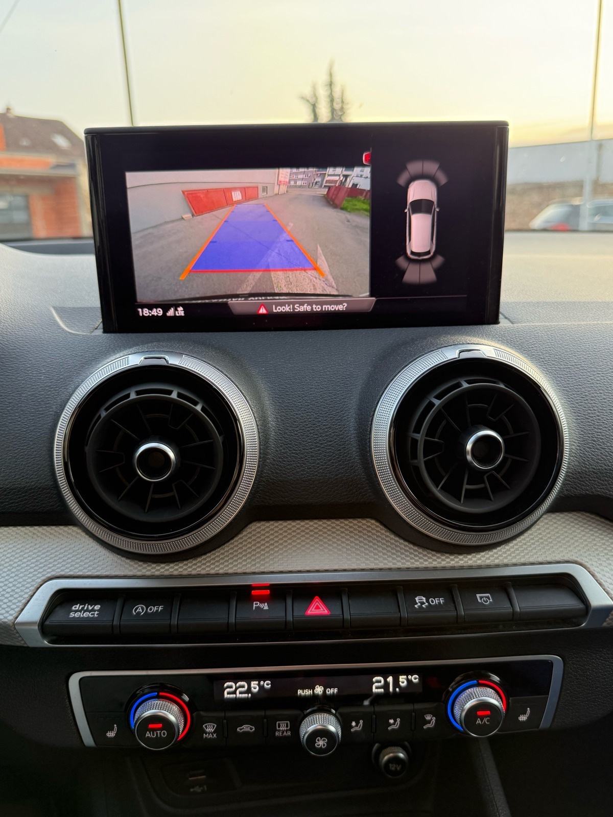 Audi Q2 35 TFSI S-tronic 150KS, navigacija, LED, virtual, jamstvo!, fotografija 16