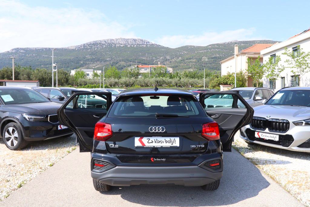 -AKCIJA- Audi Q2 35 TFSI S-Tronic Business VIRTUAL -Full LED- 150 KS, fotografija 16
