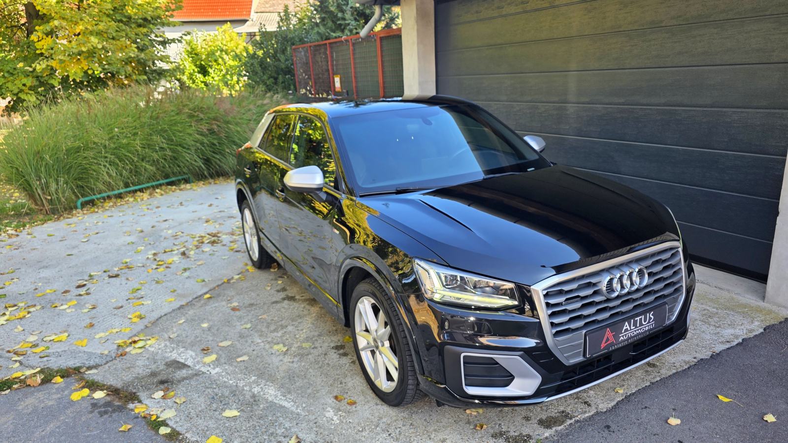 AUDI Q2 Quattro S-line | 2.0TDI | S-tronic | Matrix, fotografija 3