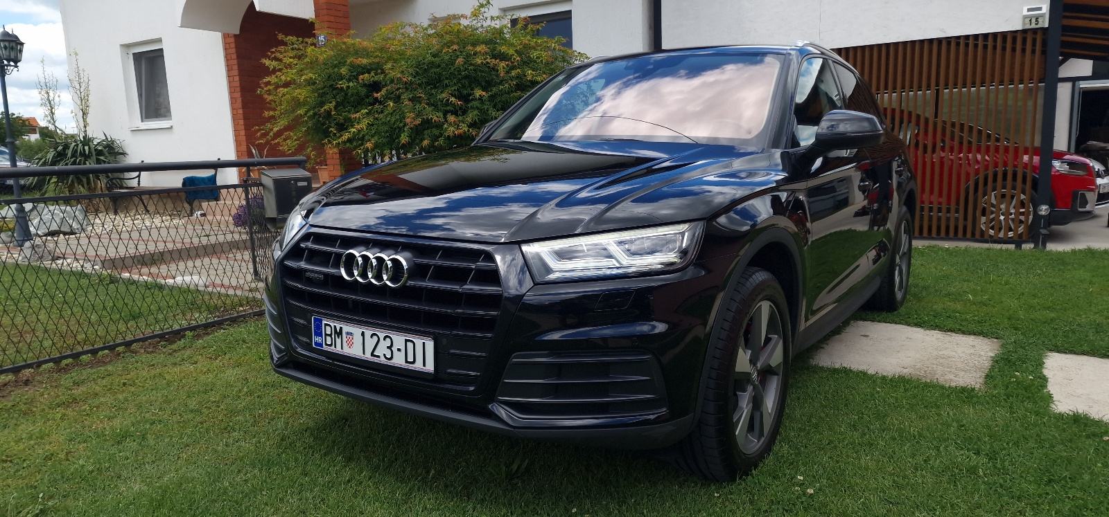 Audi Q5 2.0TDI quattro, fotografija 8