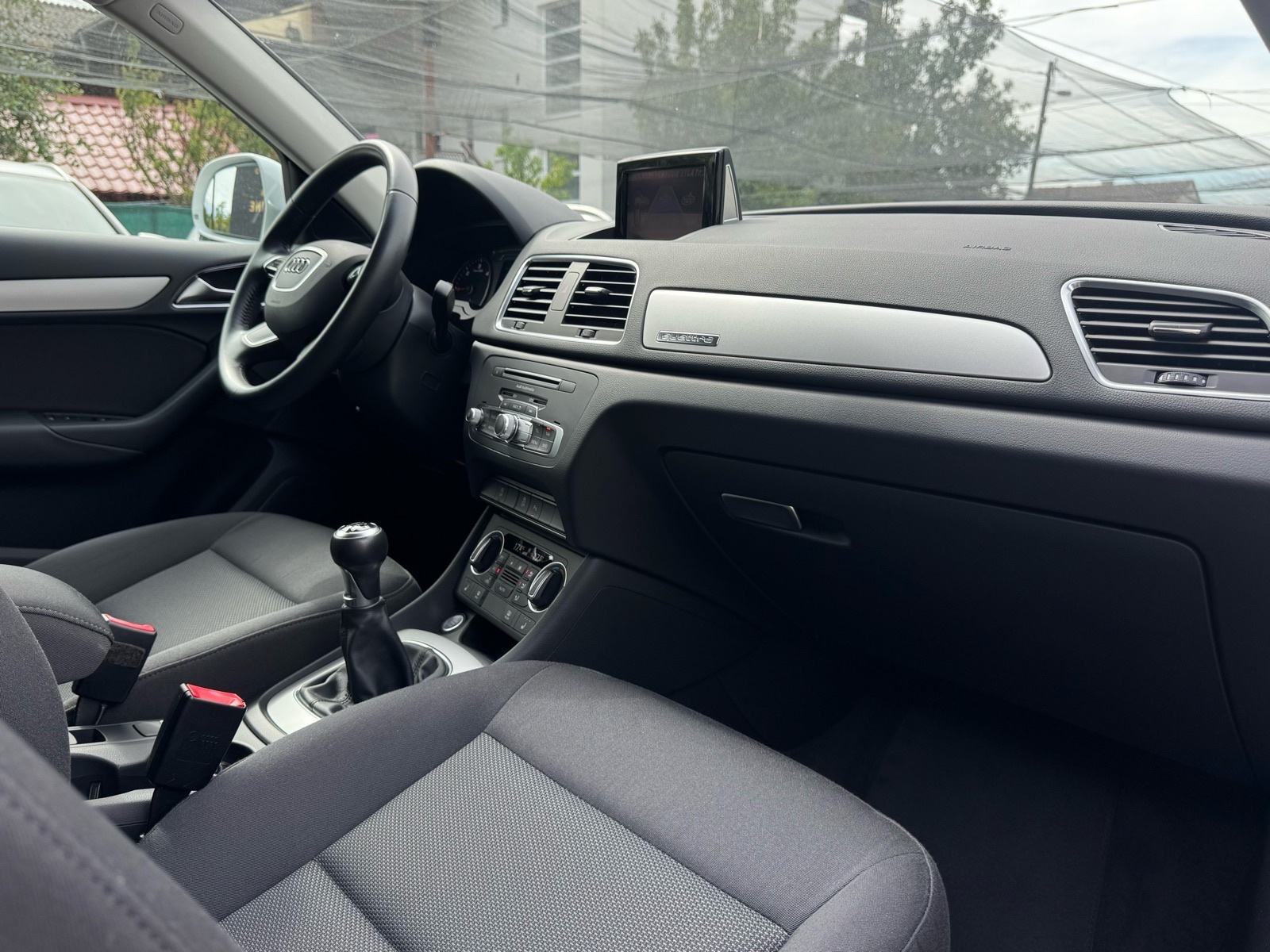 Audi Q3 2,0 TDI / 4x4 / 150KS / KAMERA/ NAVI / 1. VLASNIK / JAMSTVO, fotografija 15