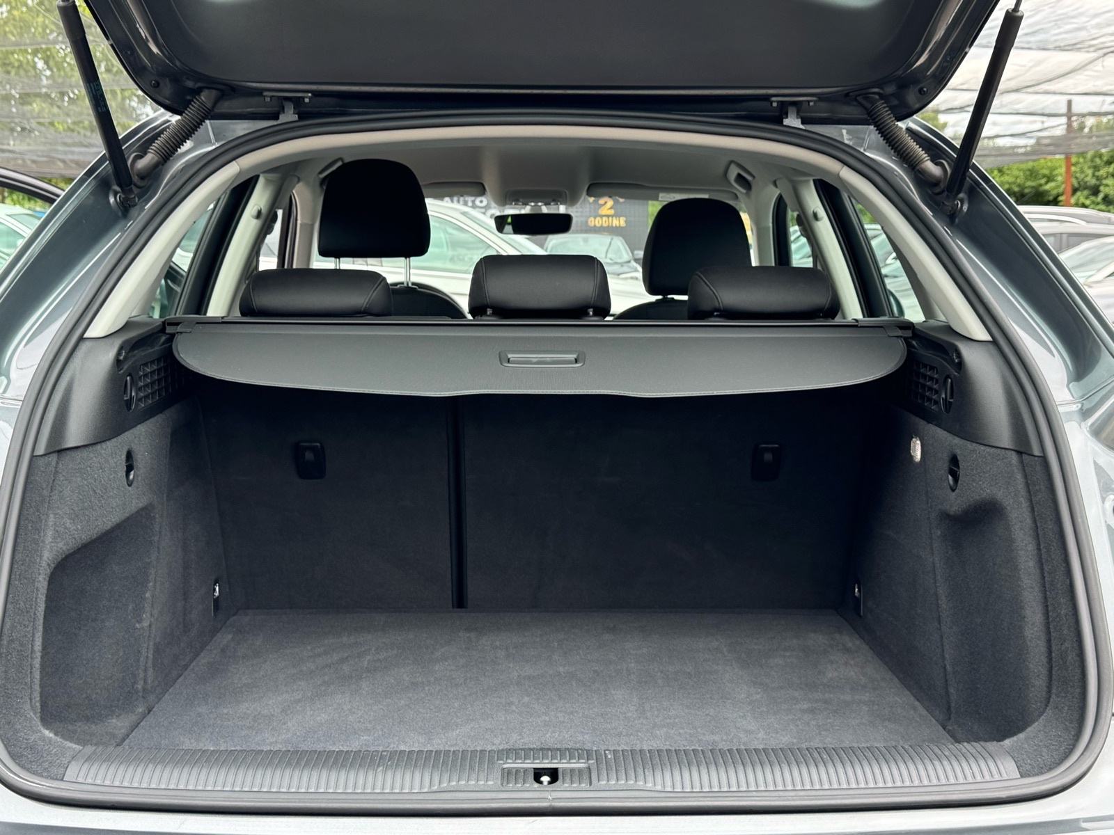 Audi Q3 2,0 TDI 4x4 / BIXENON / NAVI / AUT KLIMA / JAMSTVO, fotografija 6