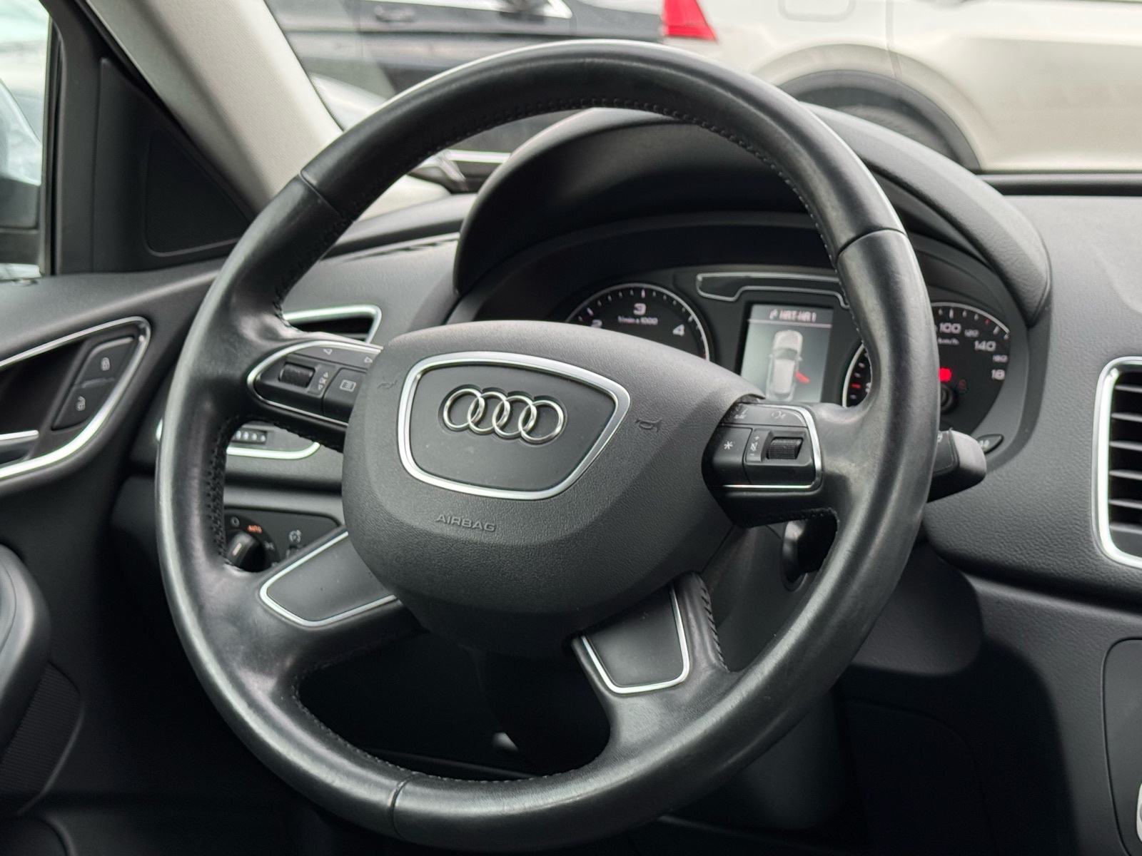 Audi Q3 2,0 TDI 4x4 / BIXENON / NAVI / AUT KLIMA / JAMSTVO, fotografija 8
