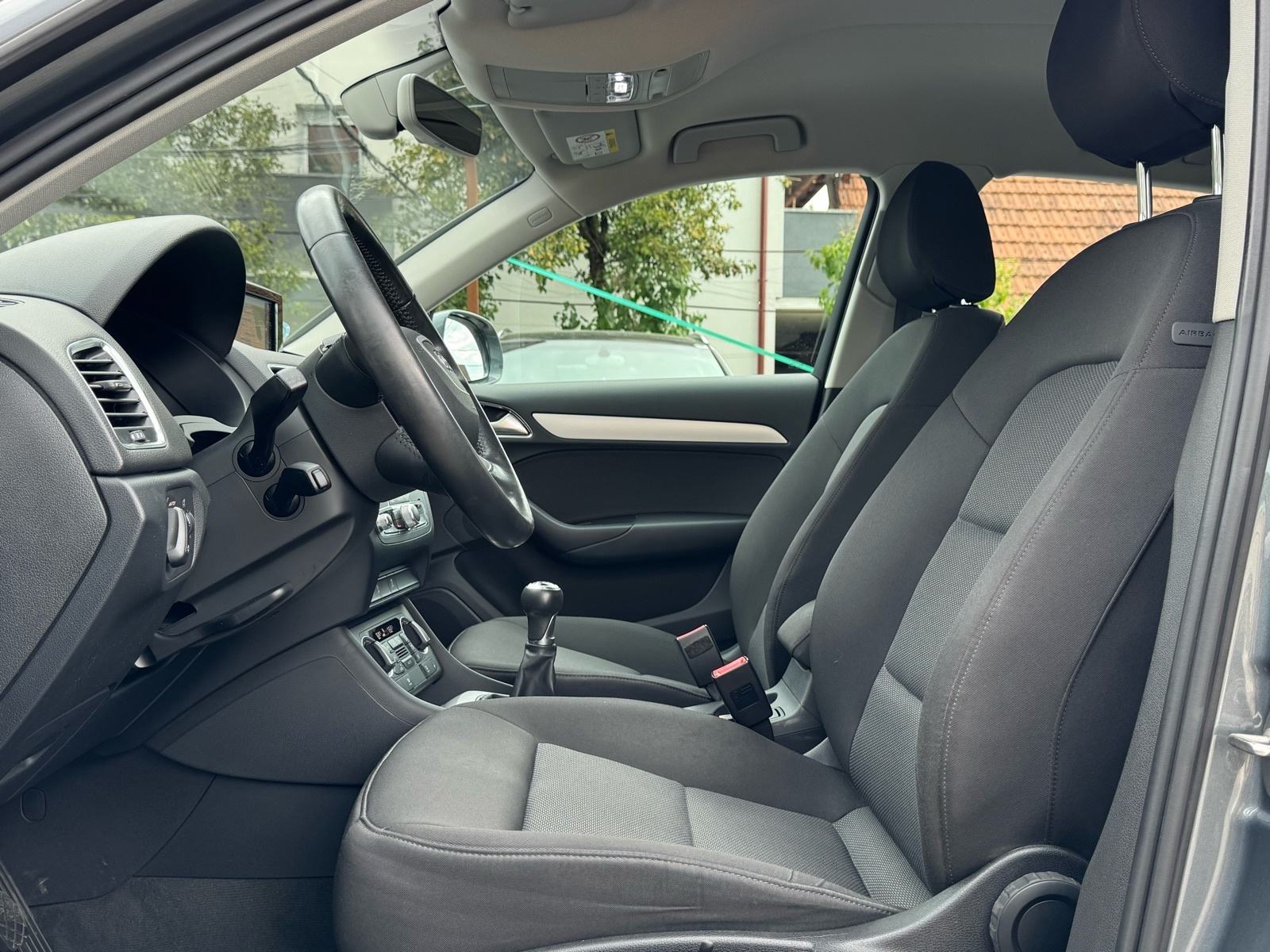 Audi Q3 2,0 TDI 4x4 / BIXENON / NAVI / AUT KLIMA / JAMSTVO, fotografija 9