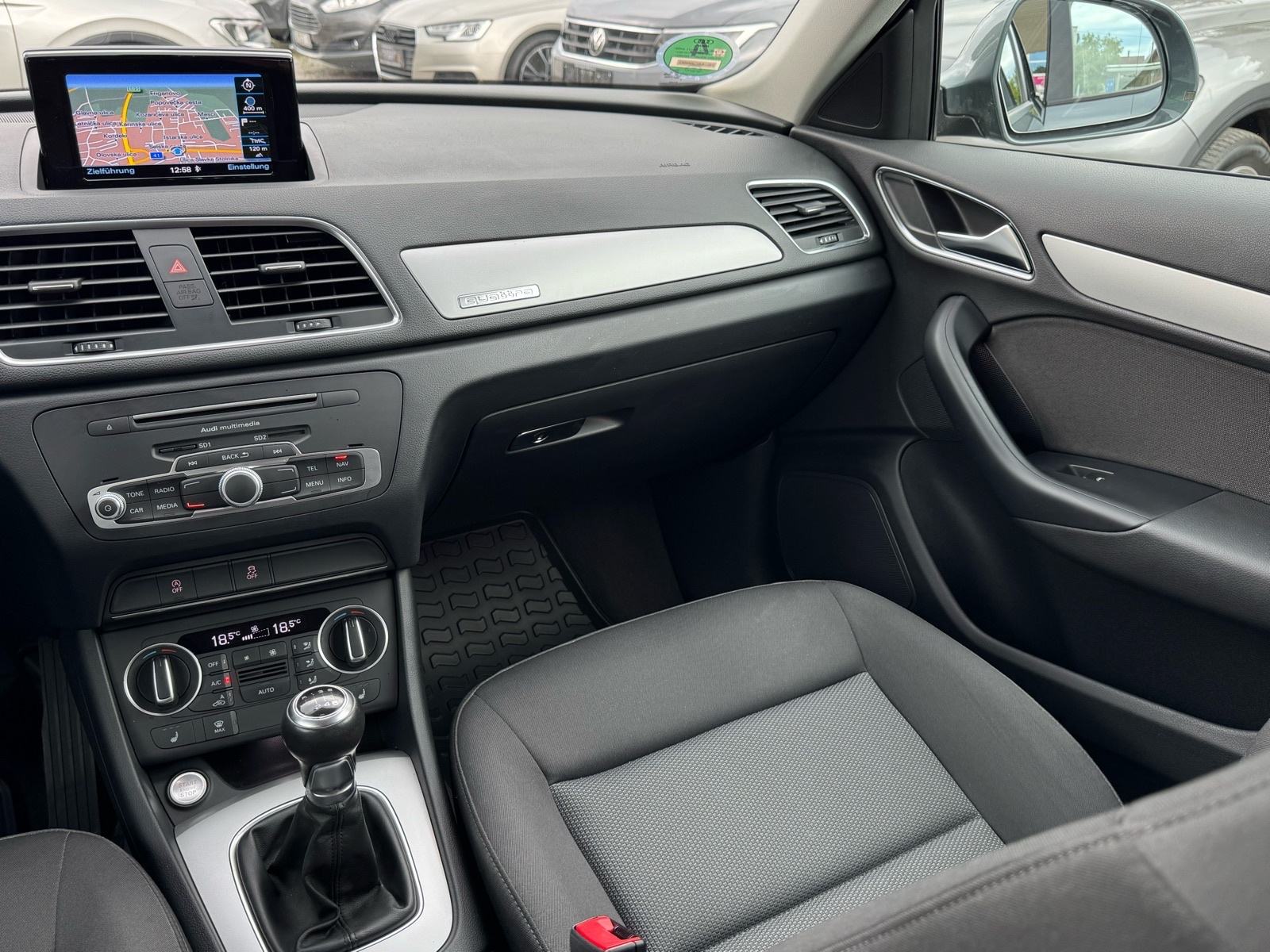 Audi Q3 2,0 TDI 4x4 / BIXENON / NAVI / AUT KLIMA / JAMSTVO, fotografija 10