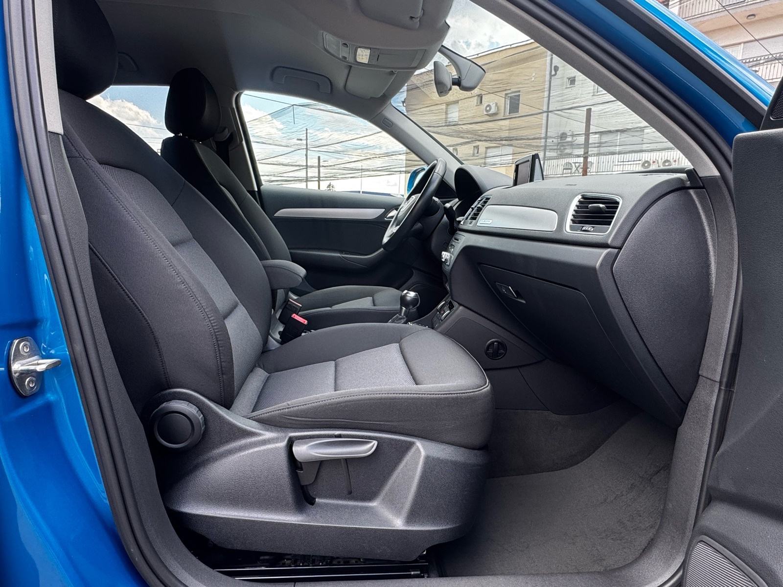 Audi Q3 2,0 TDI 4x4 S TRONIC / BIXENON / NAVI / 150 KS / PDC / JAMSTVO, fotografija 13