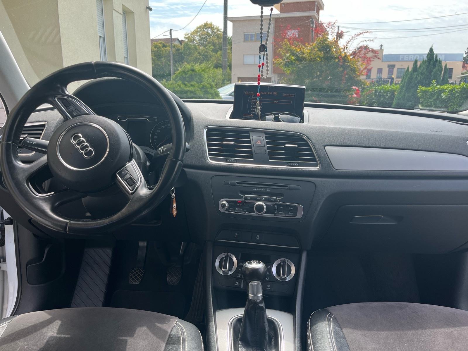 Audi Q3 2,0 TDI comfort prvi vlasnik, fotografija 11