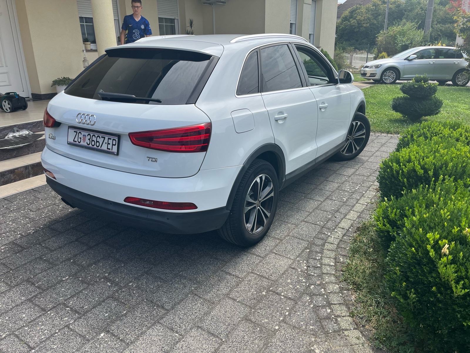 Audi Q3 2,0 TDI comfort prvi vlasnik, fotografija 5