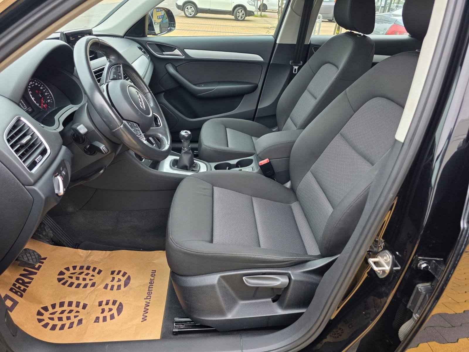 Audi Q3 2,0 TDI ☆HRauto☆Servisna☆Samo 115.000km☆, fotografija 7