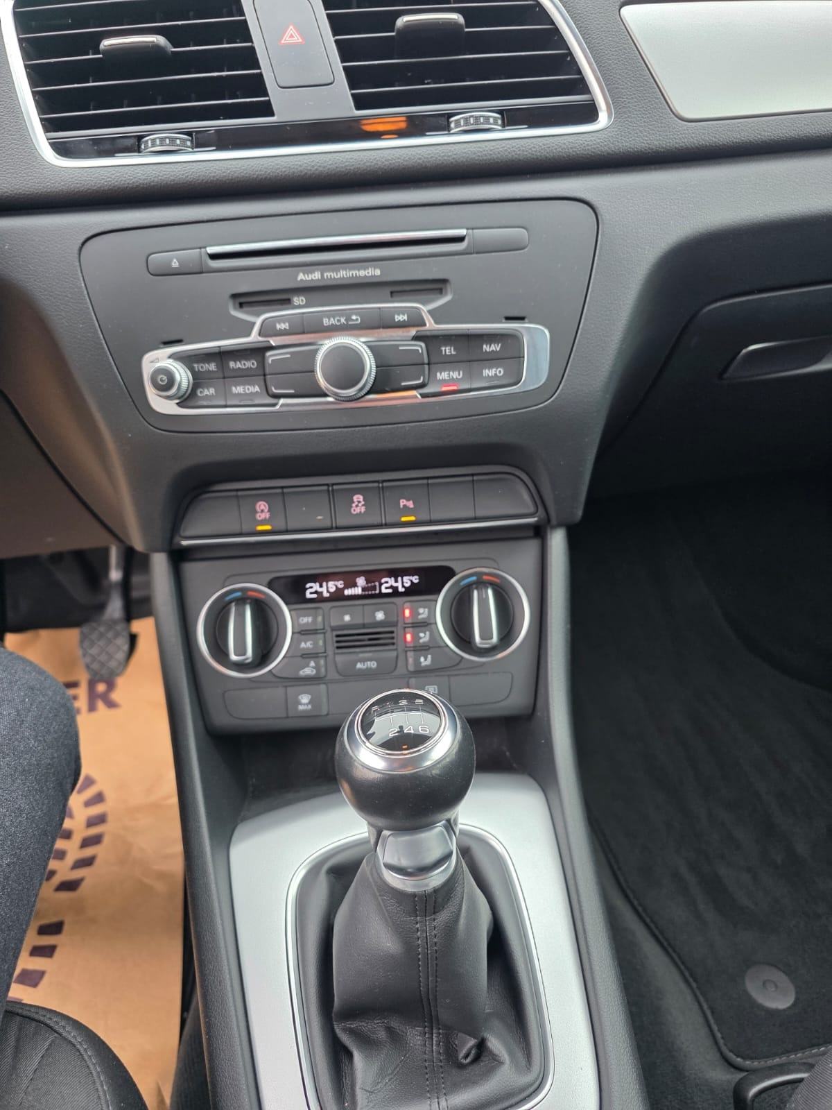 Audi Q3 2,0 TDI ☆HRauto☆Servisna☆Samo 115.000km☆, fotografija 9