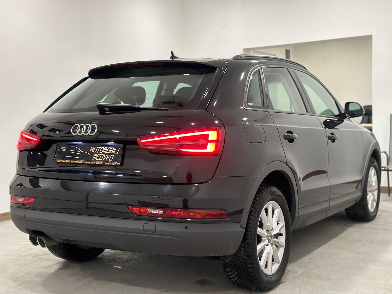 Audi Q3 2,0 TDI,LED,NAVI,2XPARK SENZOR,REG 2/2027, fotografija 7