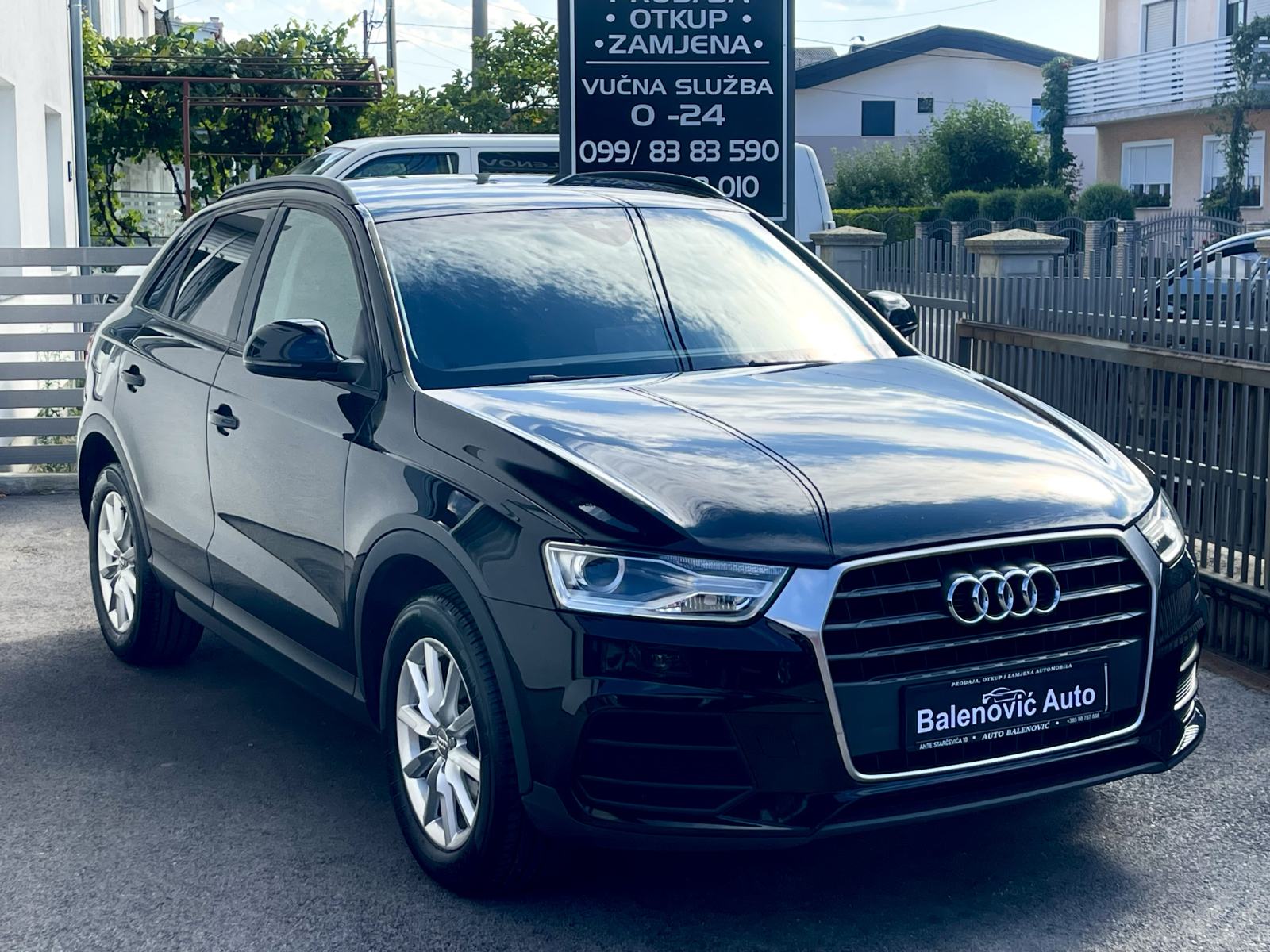 AUDI Q3 2,0 TDI •• KUPLJEN U HRVATSKOJ, KAO NOVI, XENON / LED ••, fotografija 2