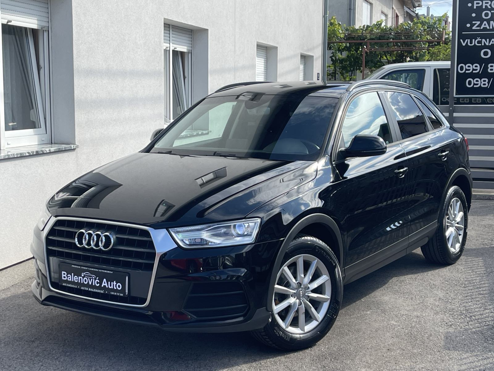 AUDI Q3 2,0 TDI •• KUPLJEN U HRVATSKOJ, KAO NOVI, XENON / LED ••, fotografija 6
