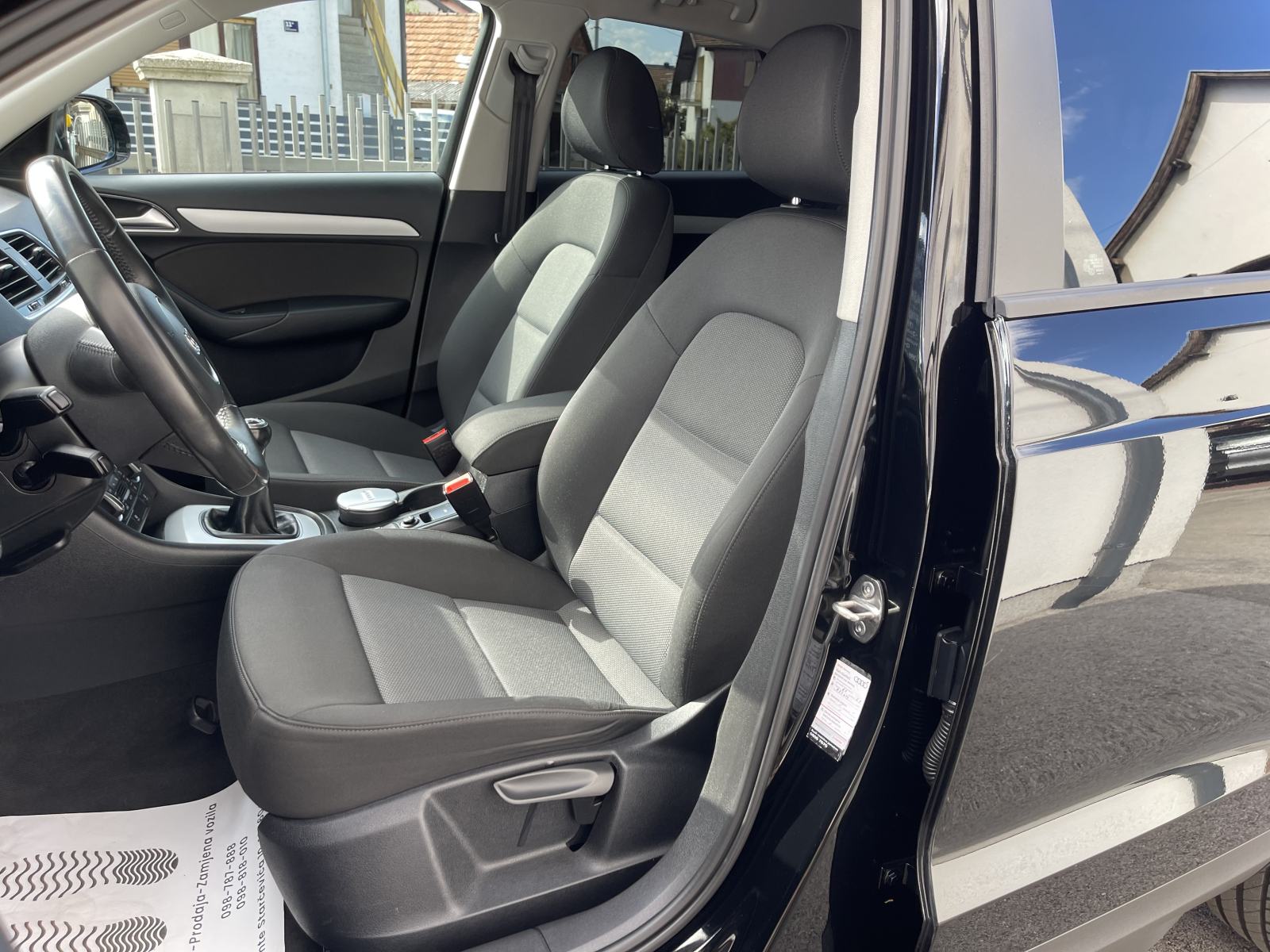 AUDI Q3 2,0 TDI •• KUPLJEN U HRVATSKOJ, KAO NOVI, XENON / LED ••, fotografija 12