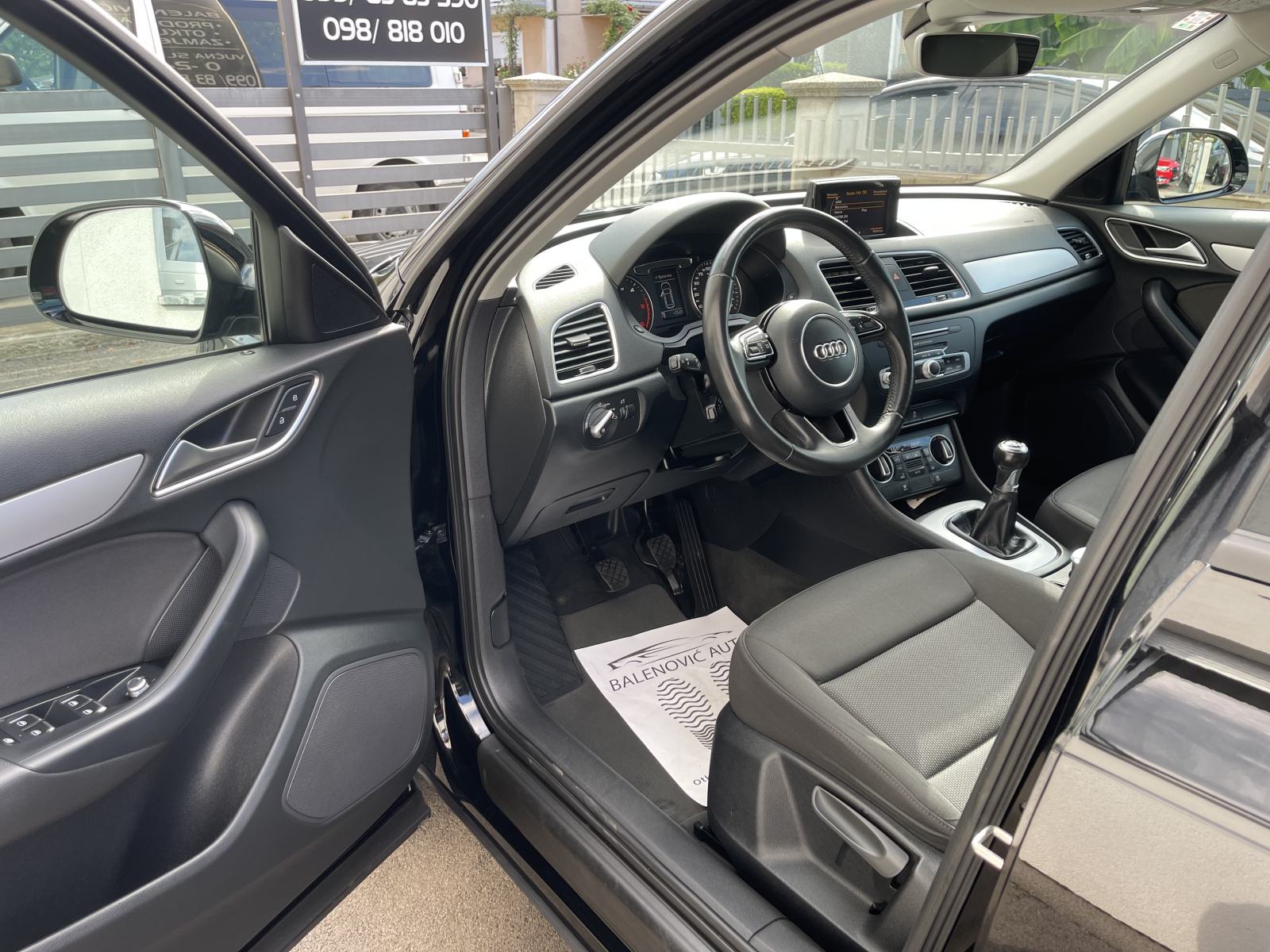 AUDI Q3 2,0 TDI •• KUPLJEN U HRVATSKOJ, KAO NOVI, XENON / LED ••, fotografija 10