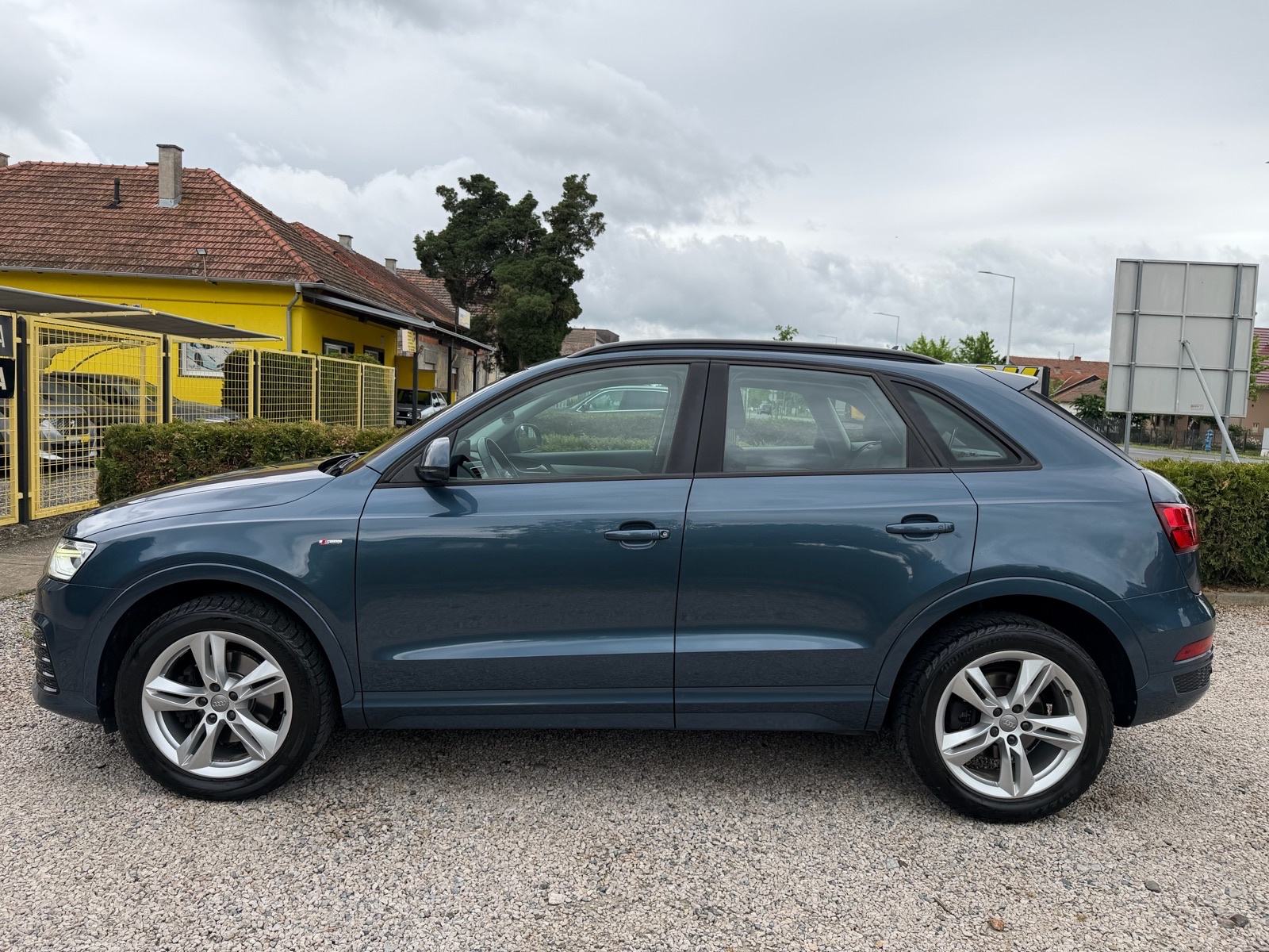 Audi Q3 2,0 TDI*Led,Navigacija,Koža,Alu,Redizajn*, fotografija 10