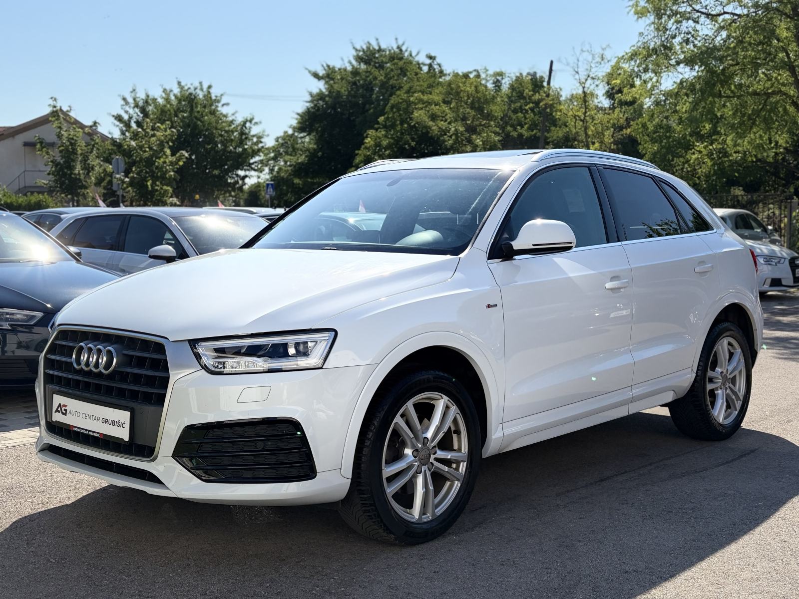 Audi Q3 2,0 TDI *S LINE* *1.vlasnik* *Full oprema* *Jamstvo*, fotografija 14