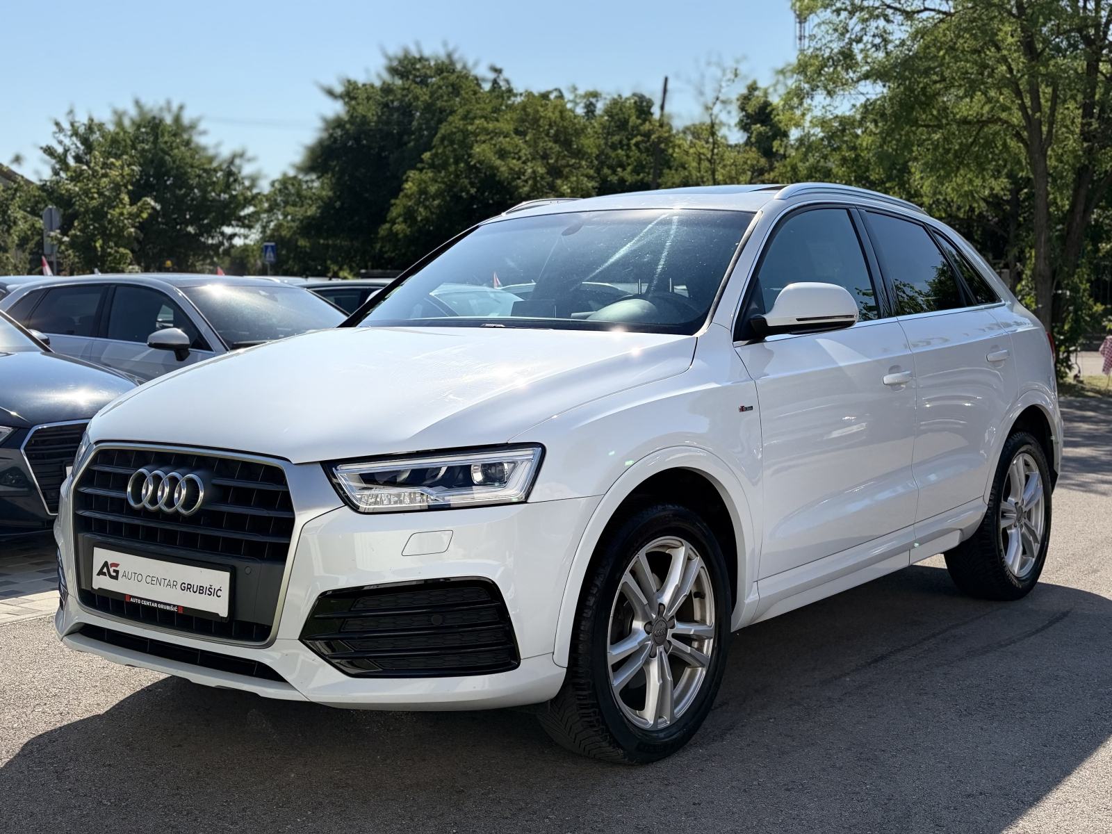Audi Q3 2,0 TDI *S LINE* *1.vlasnik* *Full oprema* *Jamstvo*, fotografija 11